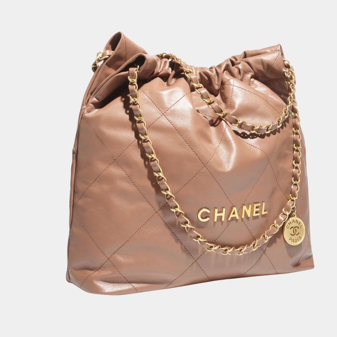 حقيبة يد Chanel 22 من جلد عجل لامع ومعدن بلون ذهبي، جانب