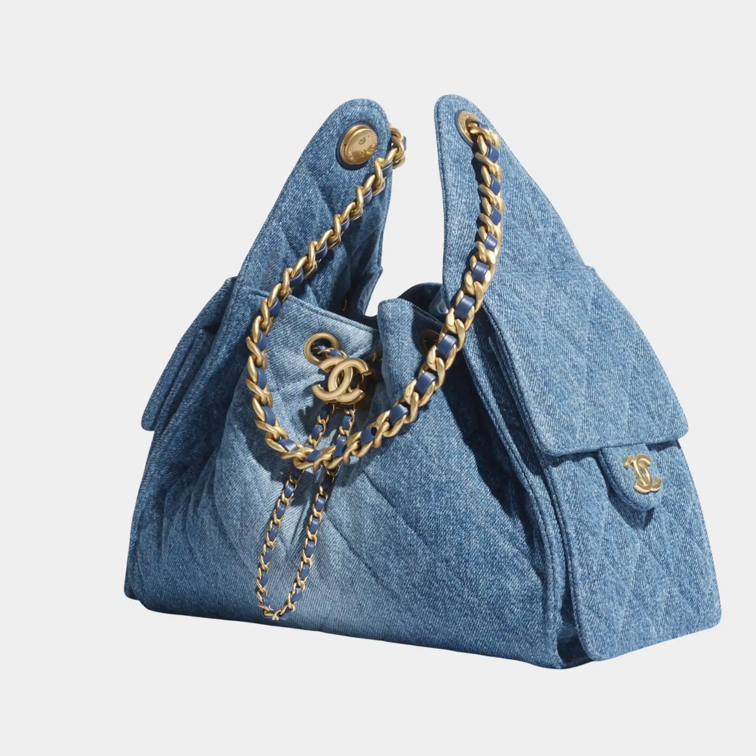 Chanel 25 Small Handbag washed denim &amp; Gold Tone Metal, Front