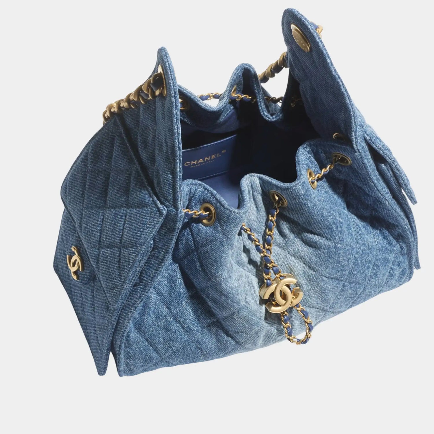 Chanel 25 Small Handbag washed denim &amp; Gold Tone Metal, Top