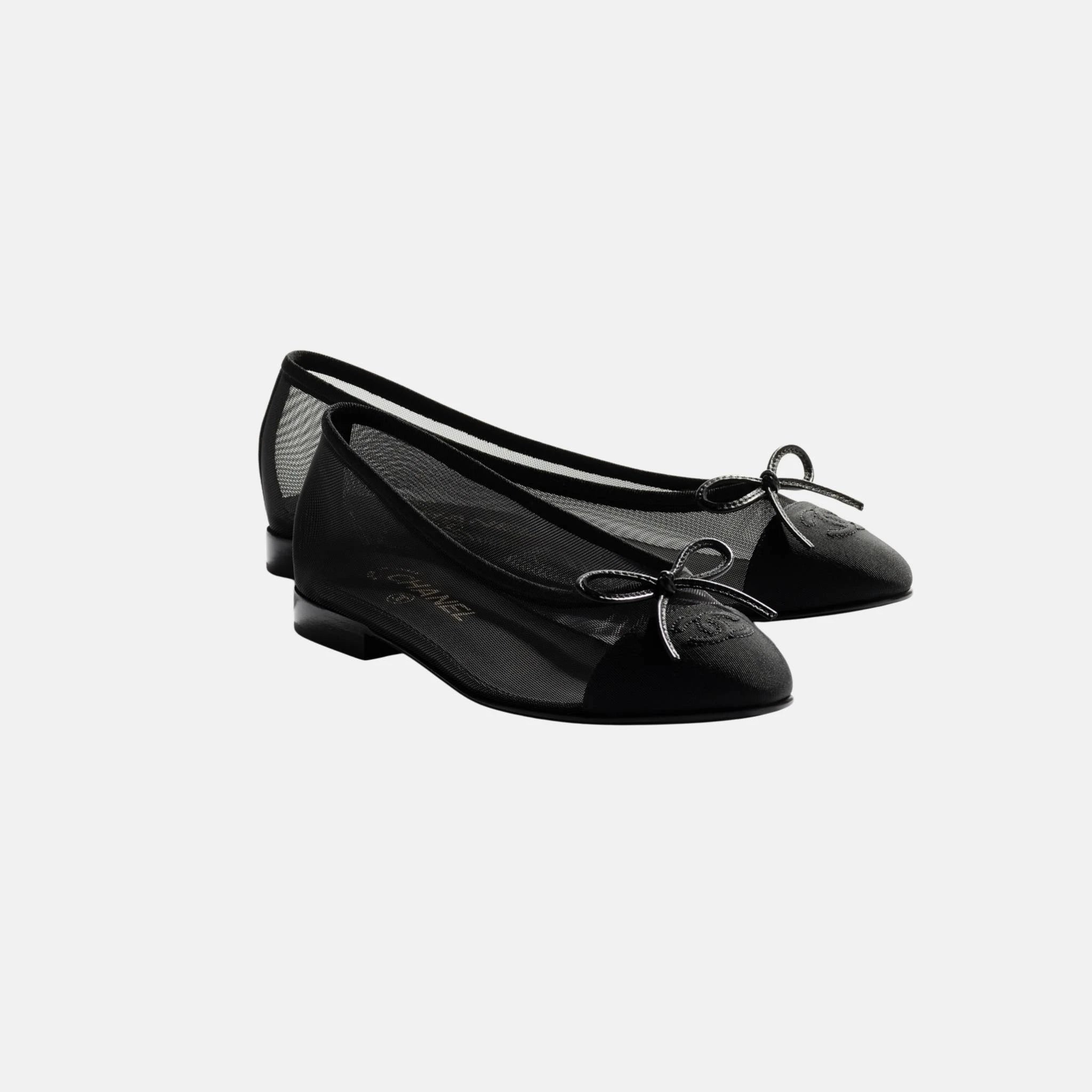 Chanel Ballet Flats in Mesh and Grosgrain, Black, Front