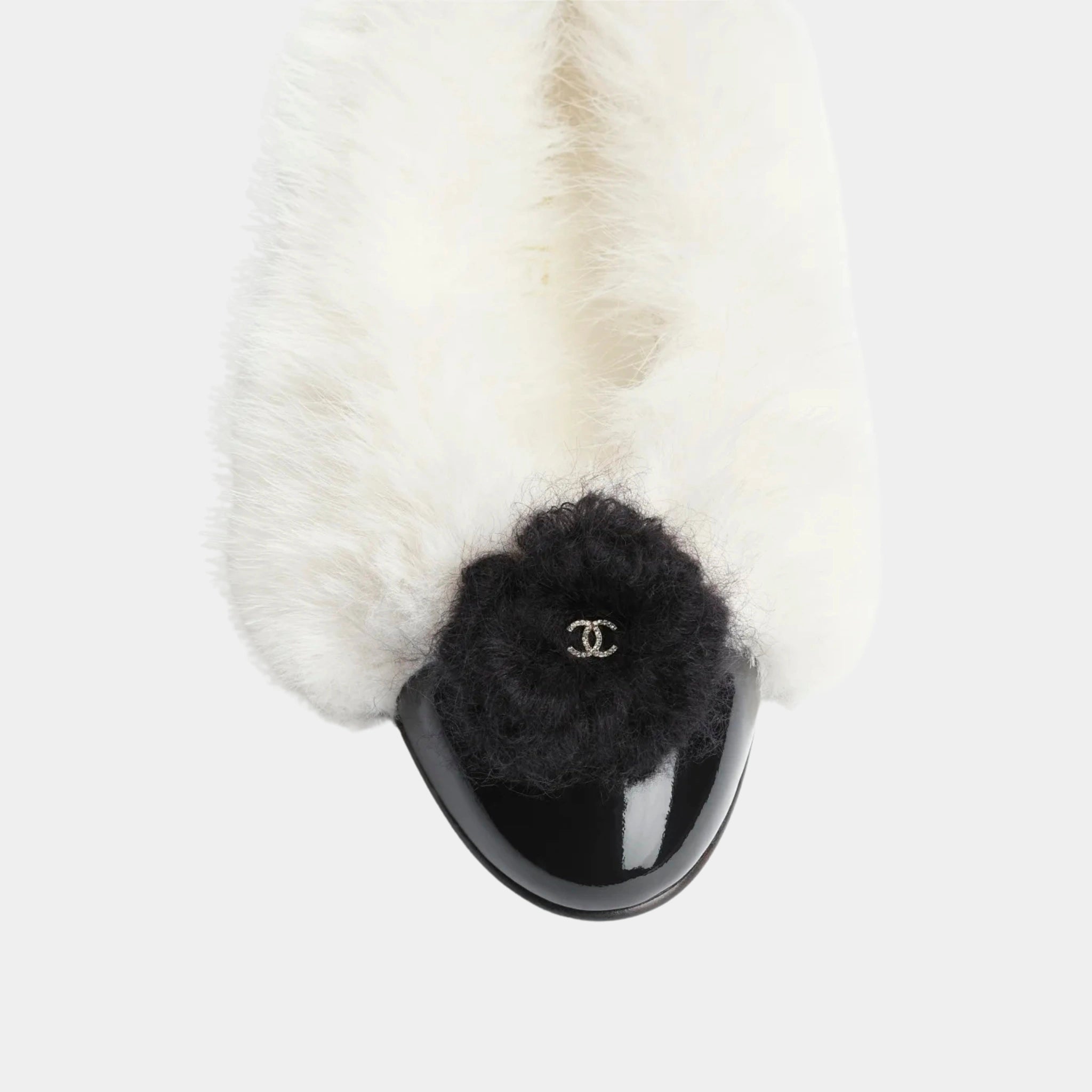 Chanel Ballet Flats in Mixed Fibers &amp; Patent Calfskin, Top