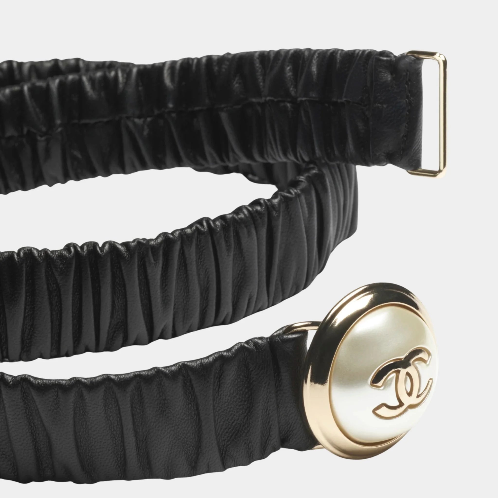 Chanel Belt Lambskin Metal &amp; Resin Black Light Gold &amp; Pearly White, Closeup