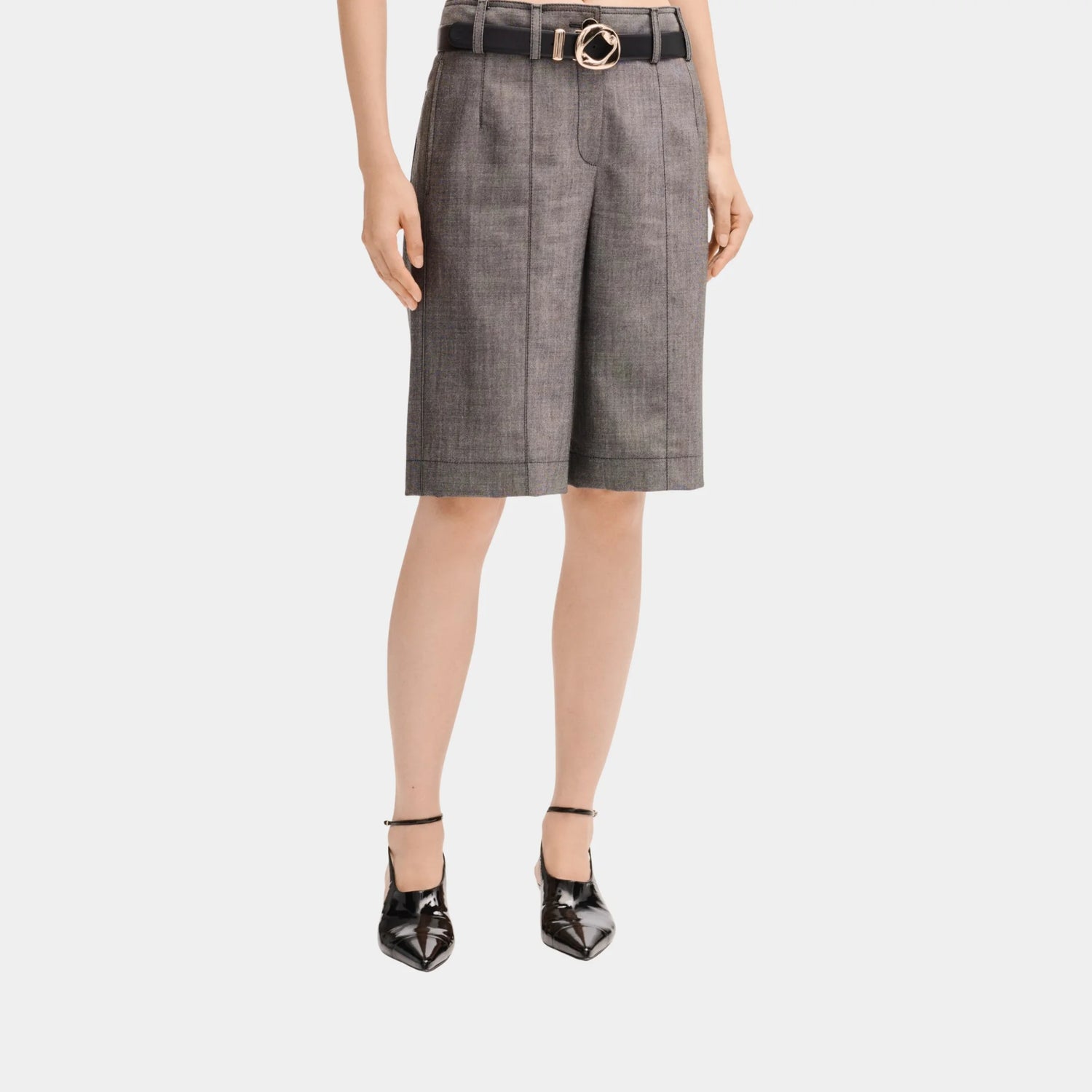 Chanel Bermuda Shorts in Grey Wool Canvas, Front