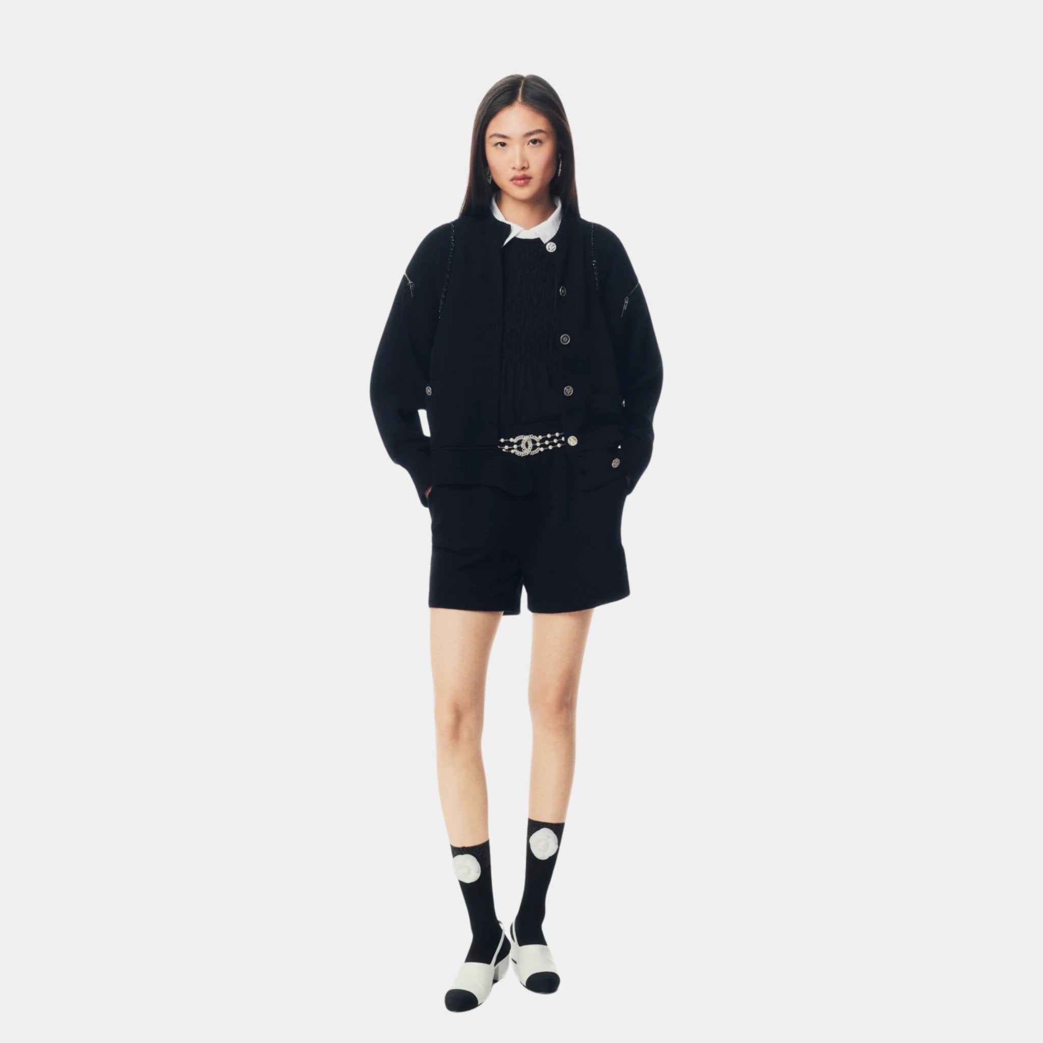 Chanel Blouson Cashmere Black, Model, Full