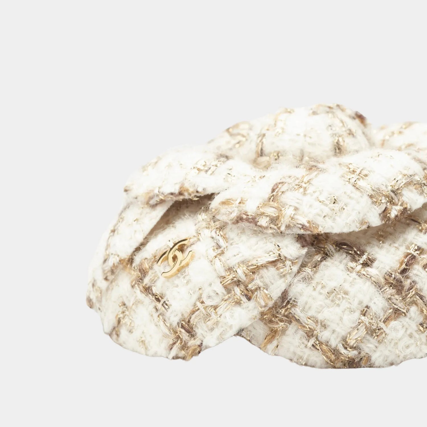 Chanel Camellia Wool &amp; Tweed , Ecru, beige &amp; gold, Closeup