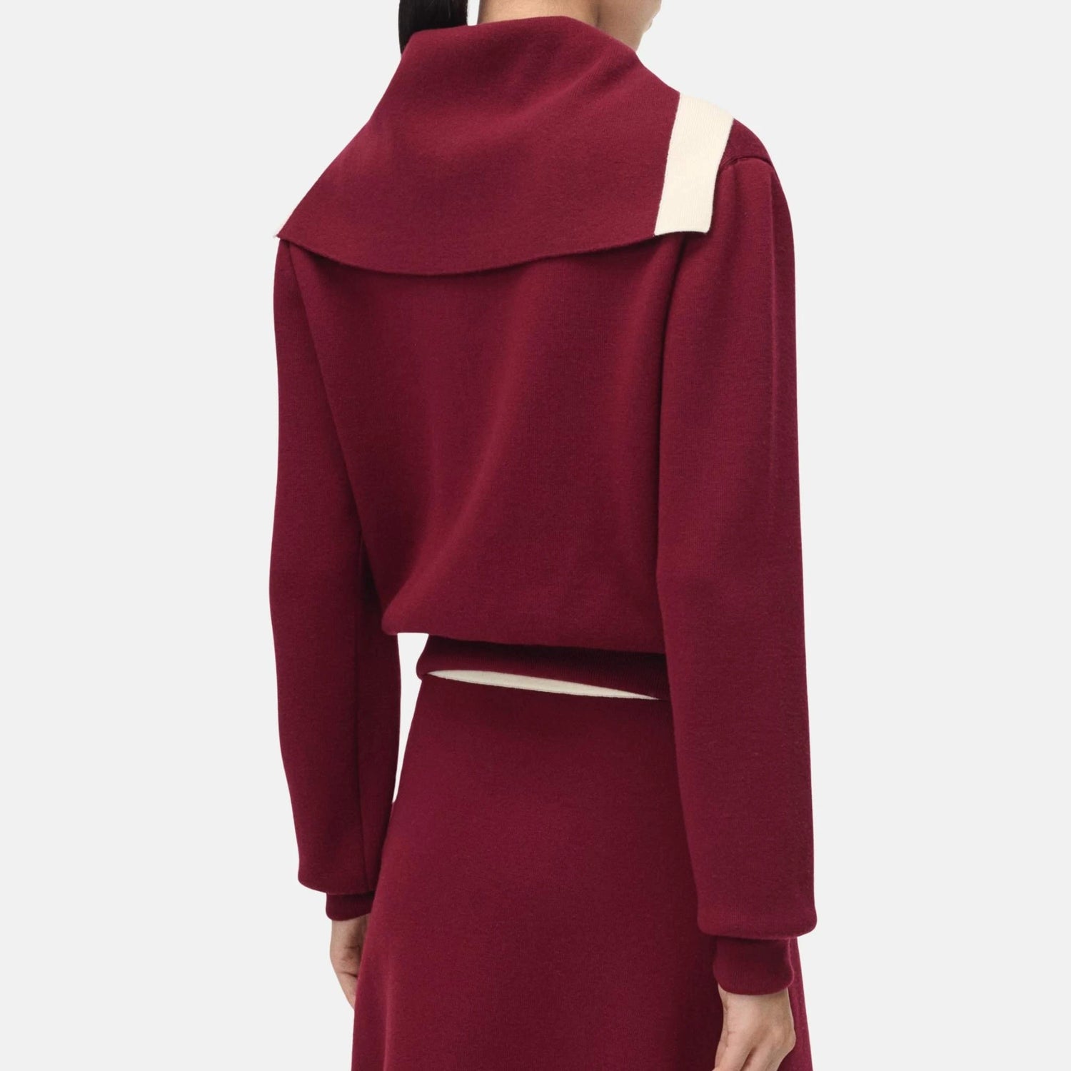 Chanel Cardigan Wool in Burgundy and White, Back