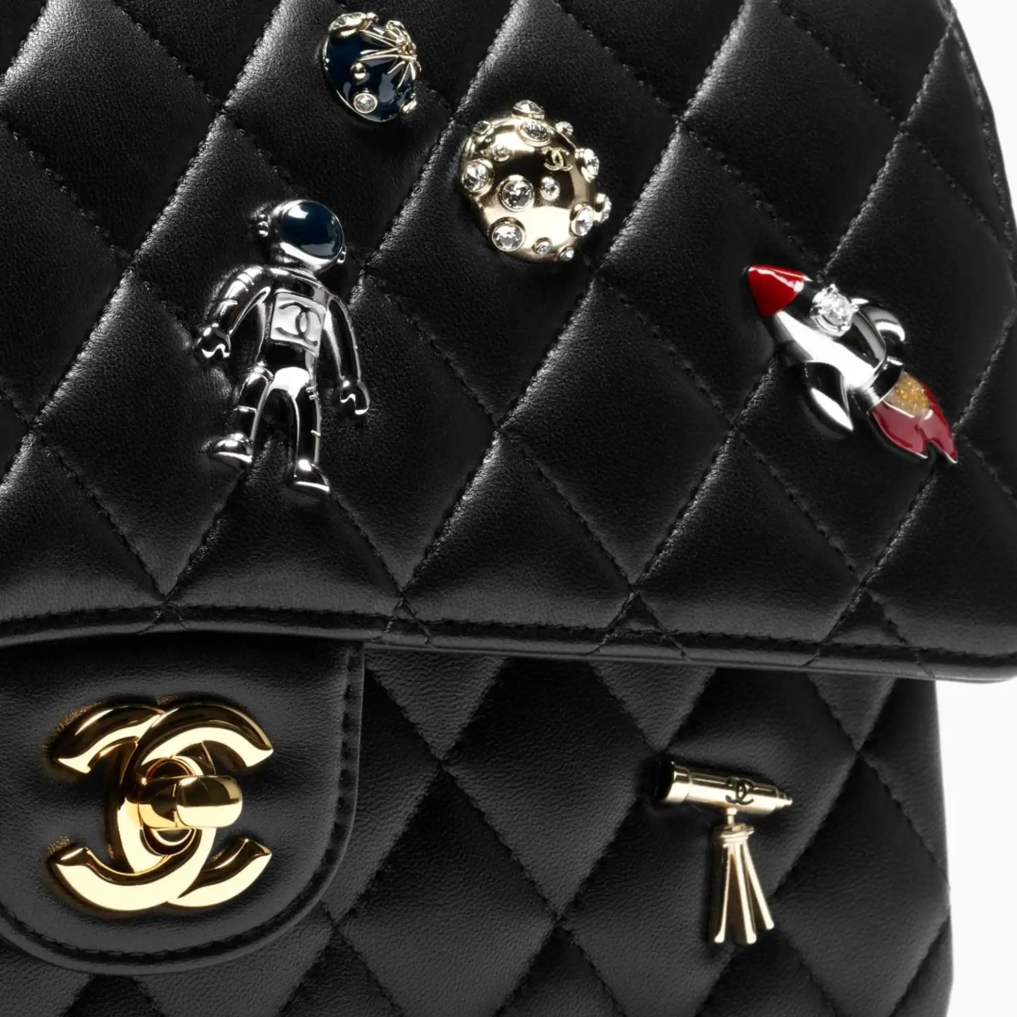 Chanel Classic bag 11.12 Lamb Enamel Rhinestones Silver &amp; Gold Metal , Closeup