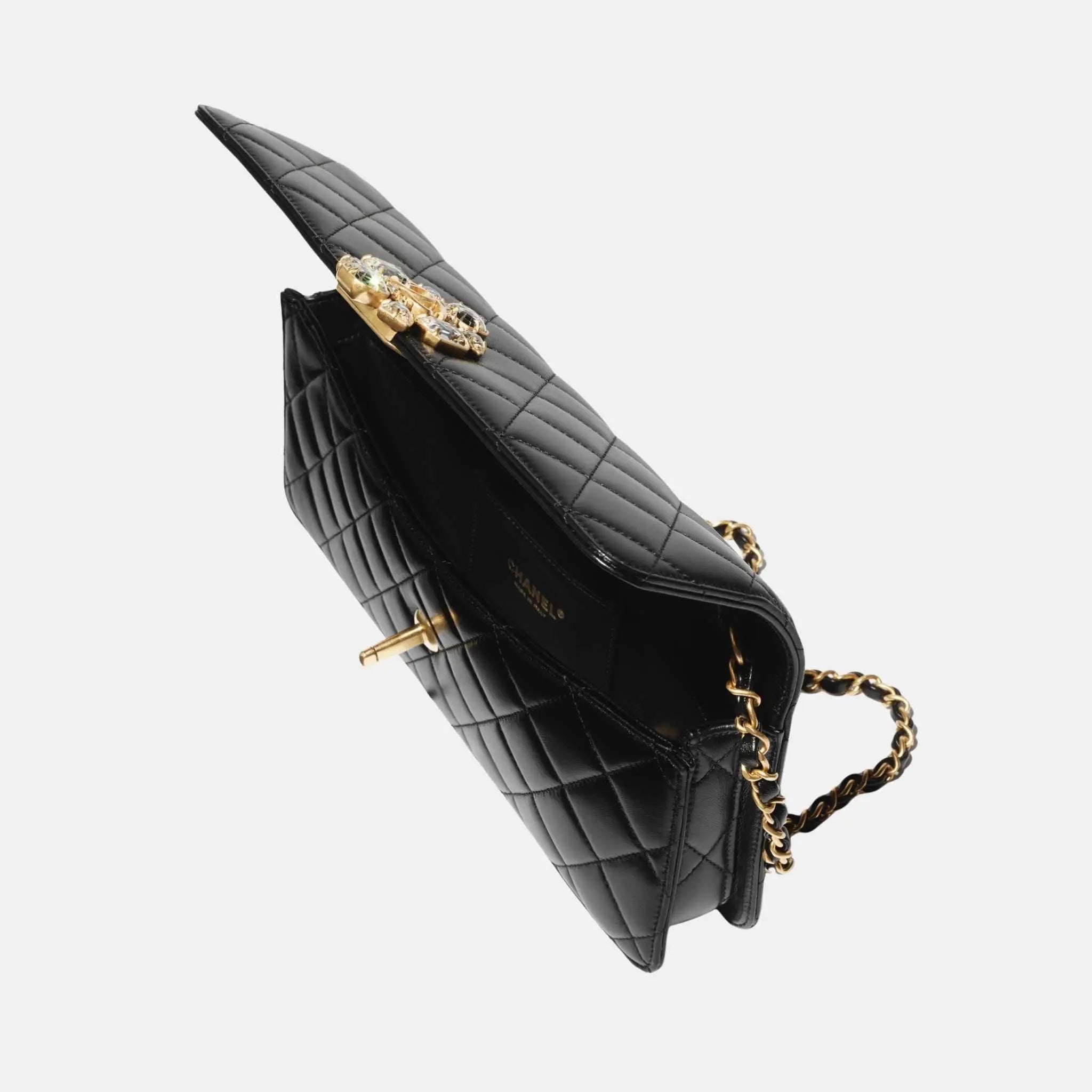 Chanel Clutch Lambskin in Black, Inside