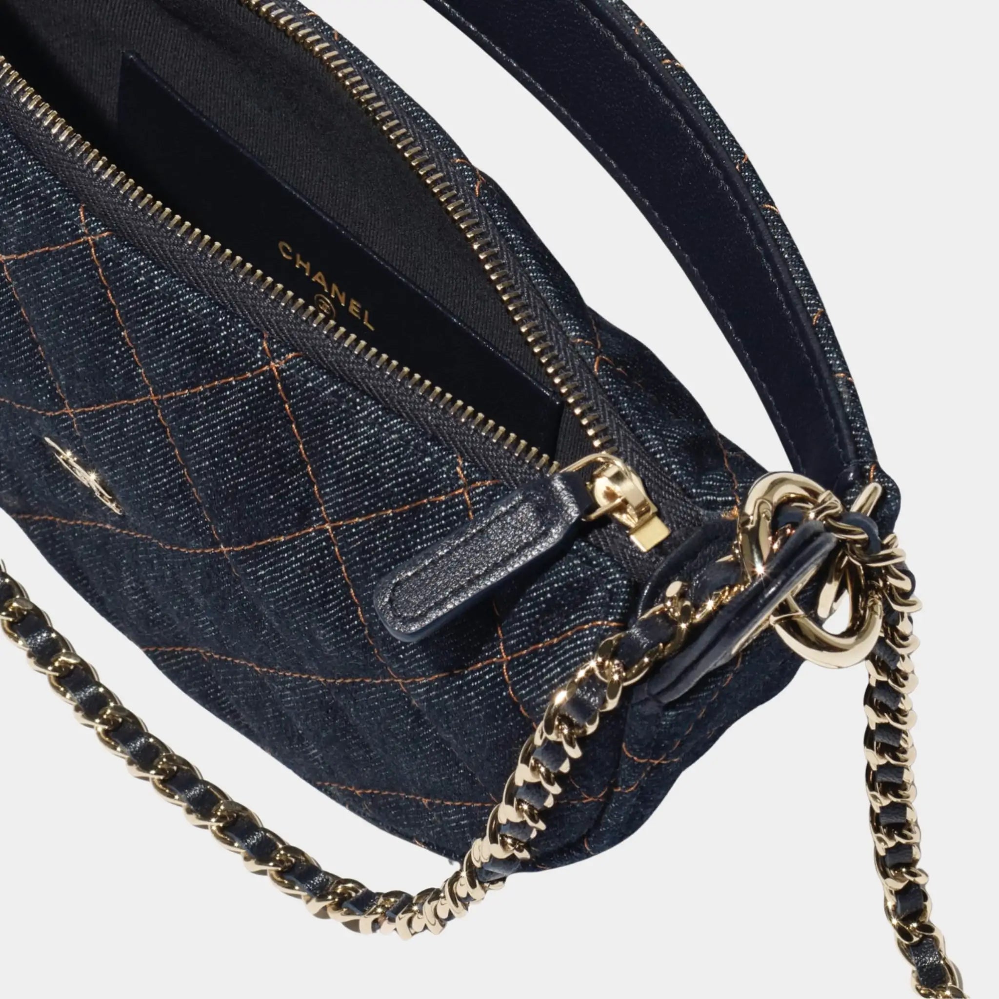 Clutch With Chain Denim &amp; Gold Metal, Top