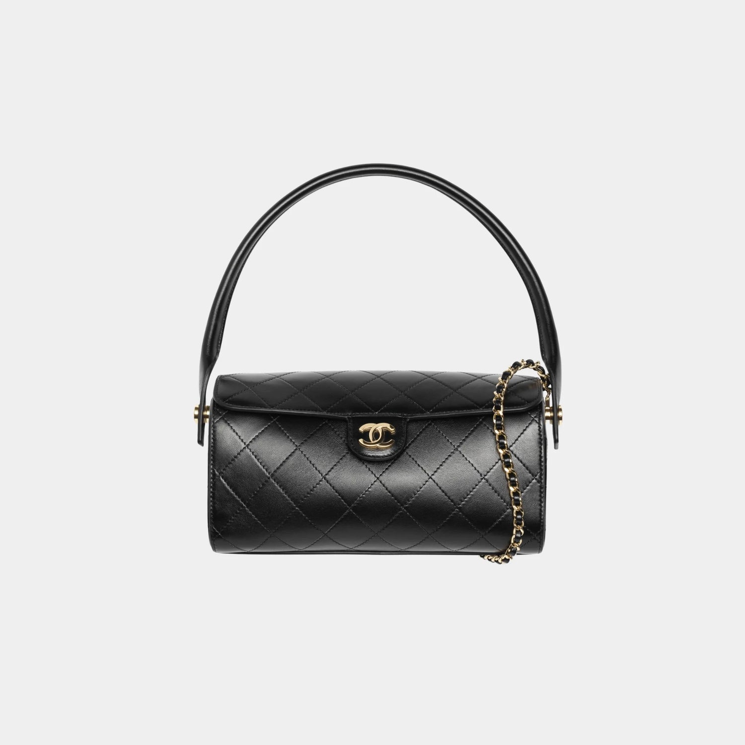 Chanel Clutch with chain in Black Lambskin, Front