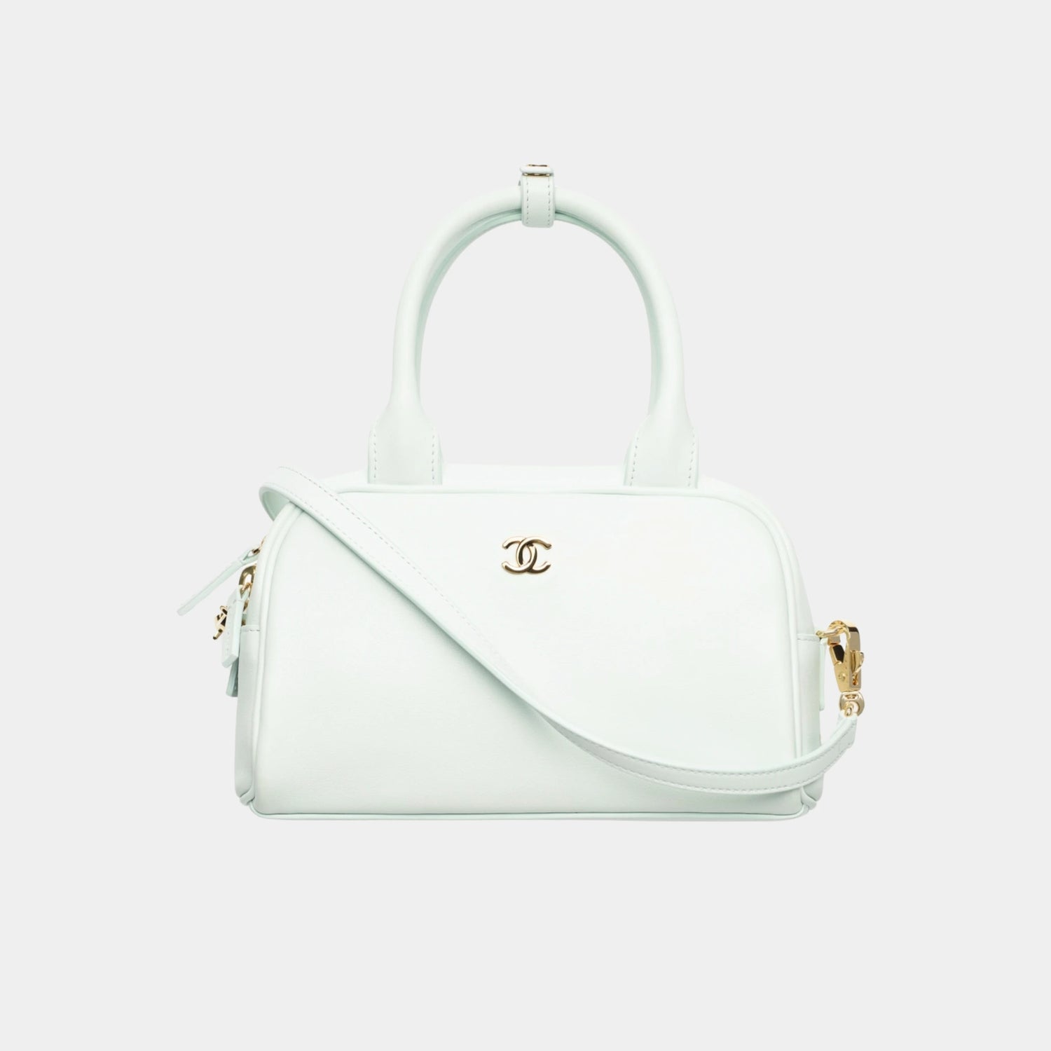 Chanel Clutch with Leather Strap Light blue Calfskin &amp; Gold-Tone Metal, Front