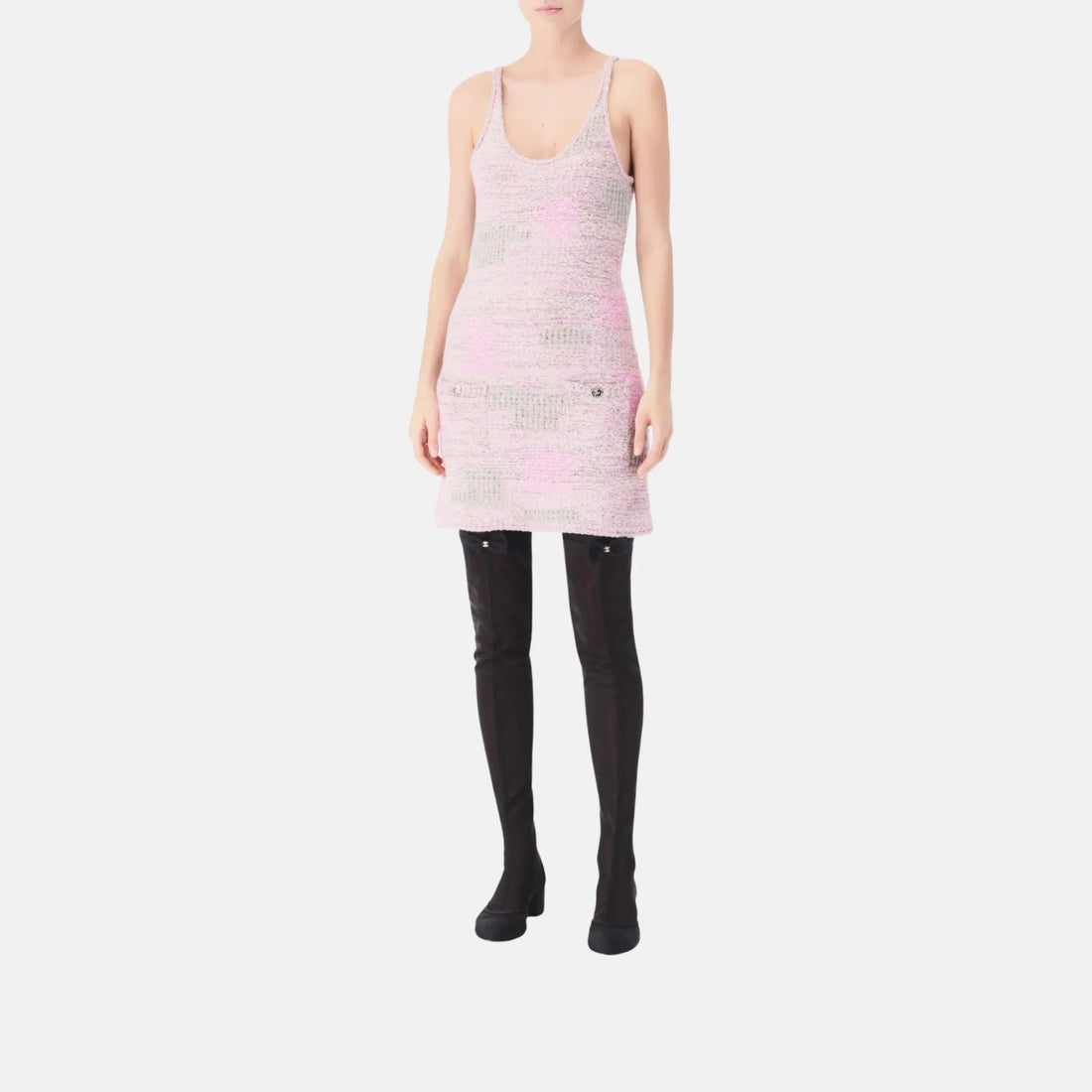 Chanel Dress in Wool and Cashmere, Close
