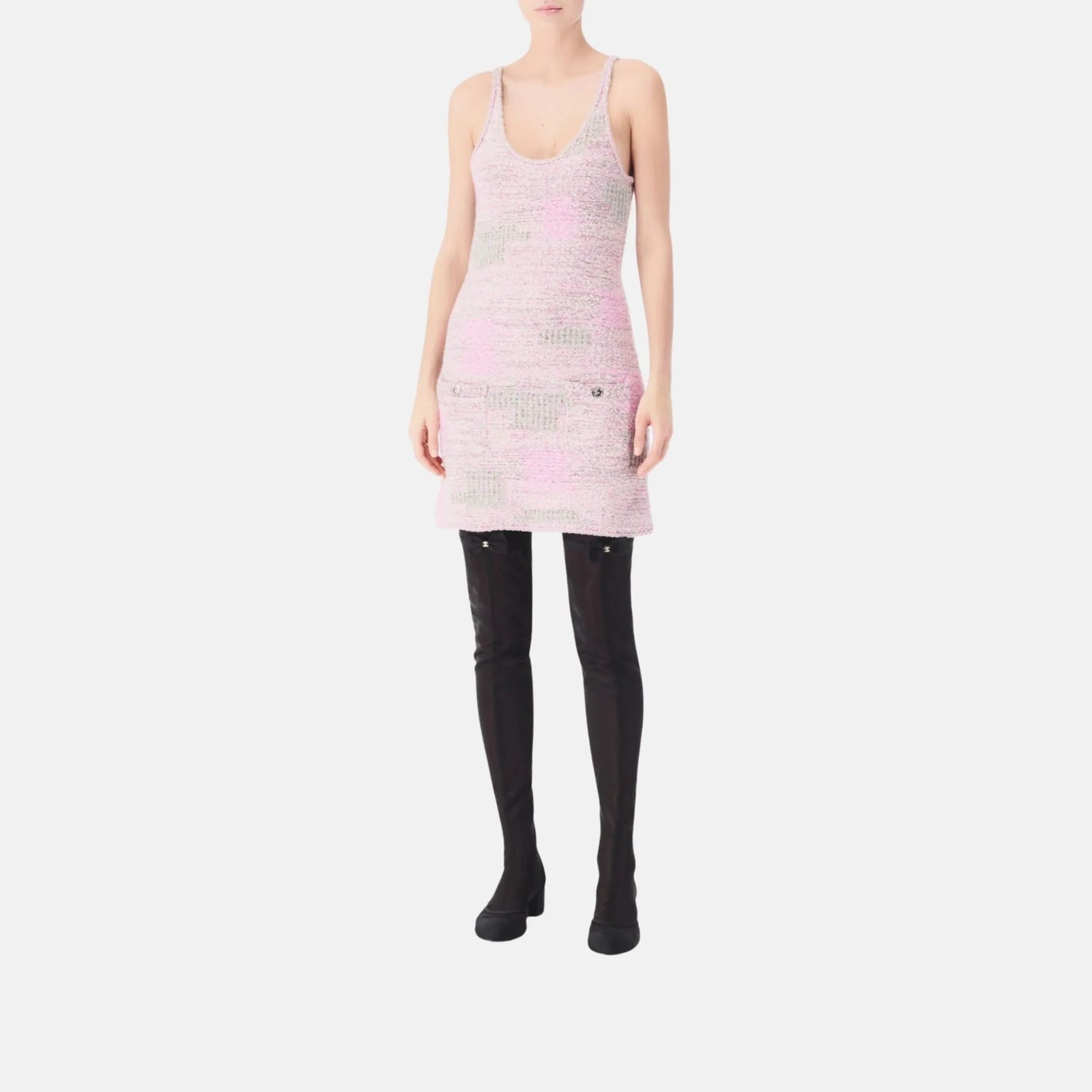 Chanel Dress in Wool and Cashmere, Close