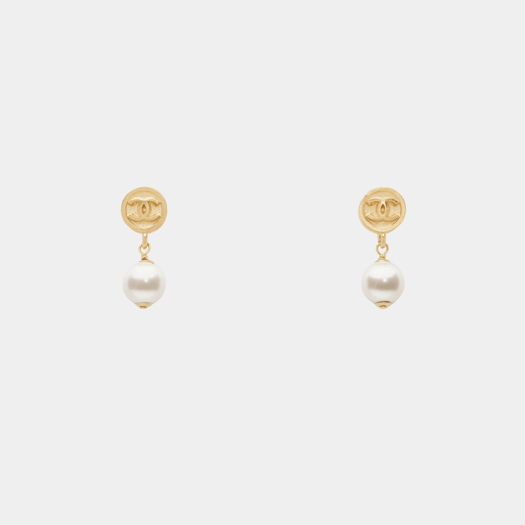 Glass Pearls Pendant Earrings in Gold Metal