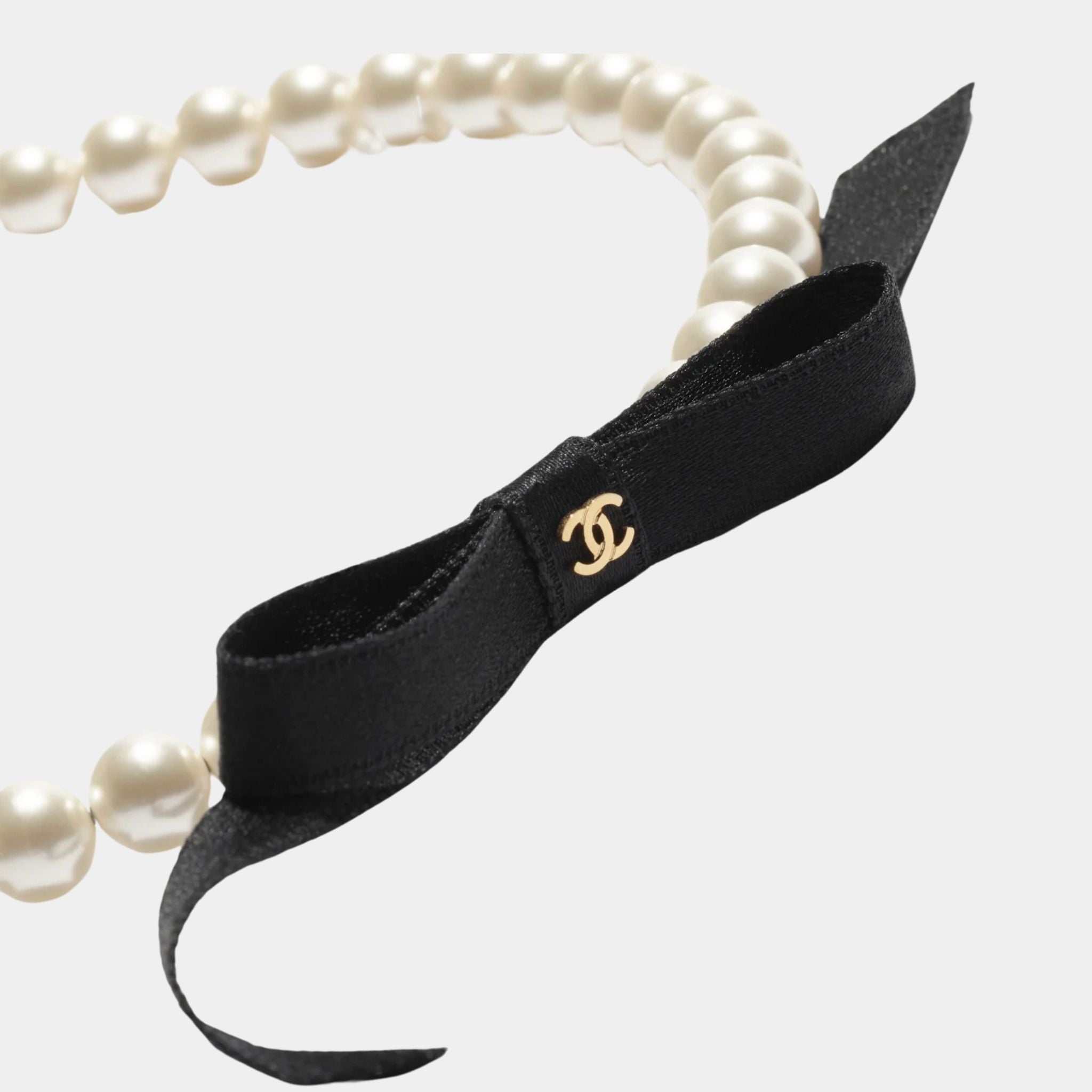 Chanel Headband Pearls Metal &amp; Satin Pearly White Gold &amp; Black, Close