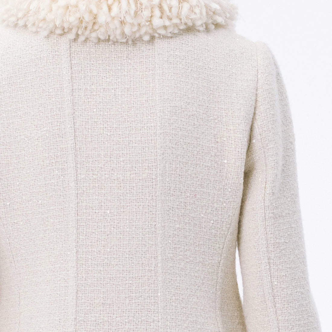 Chanel Jacket Tweed in Ecru and Silver, Coco Neige 2026, close up detail