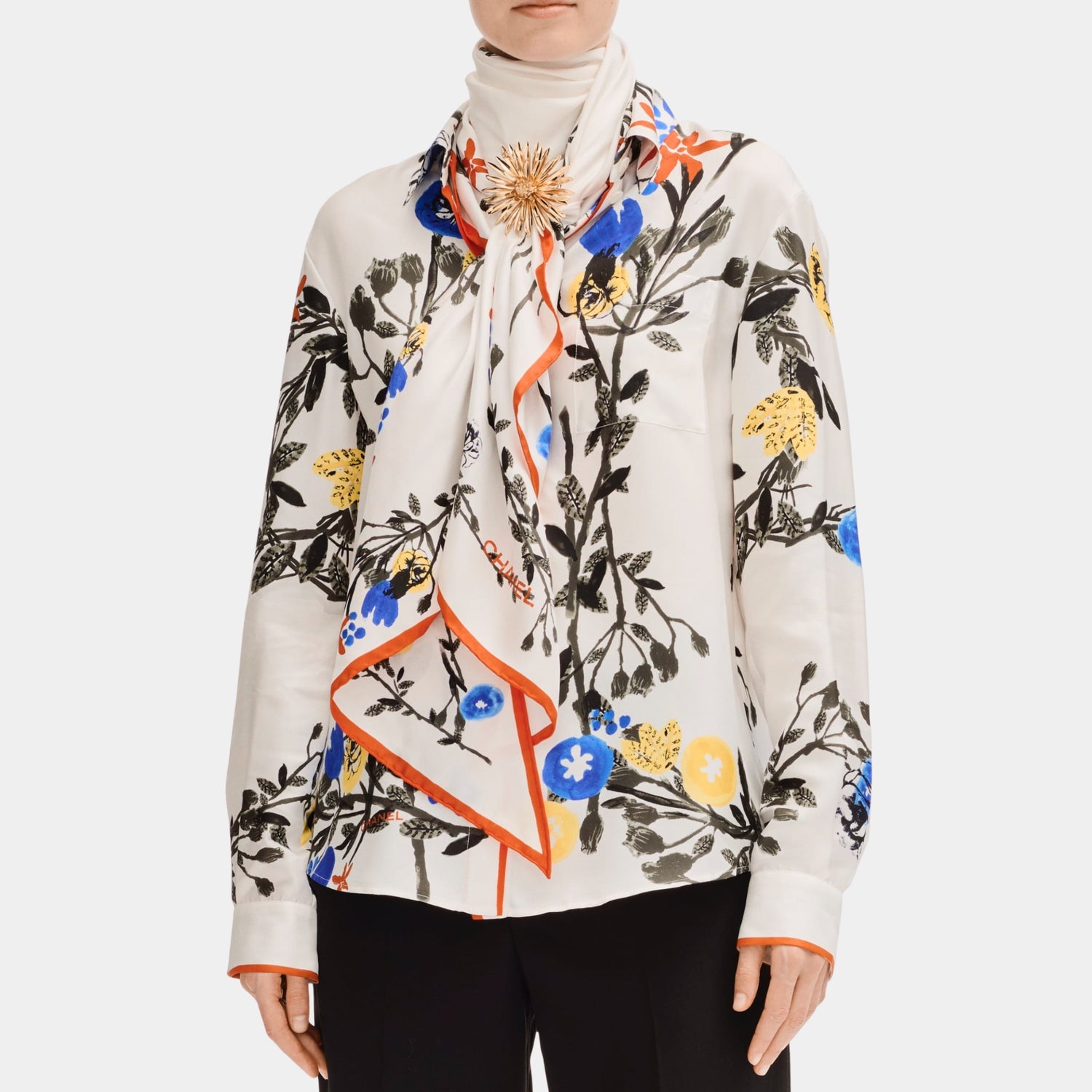 Chanel Long-sleeved Shirt in Printed Silk, Ecru, Front