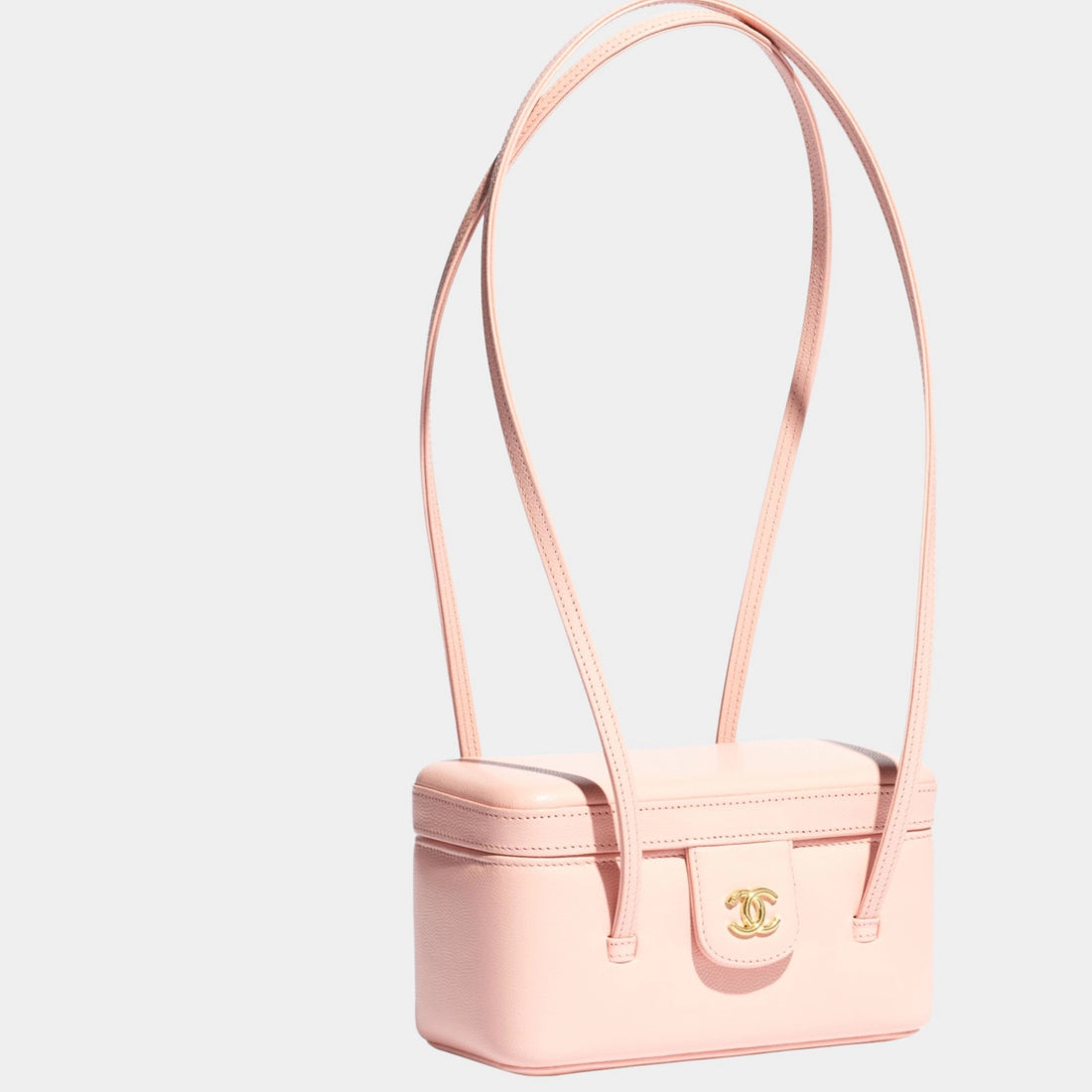 alt
حقيبة Vanity طويلة من Chanel بحزام جلدي، من جلد العجل اللامع المحبّب ومعدن بلون ذهبي، وردي فاتح، جانبية