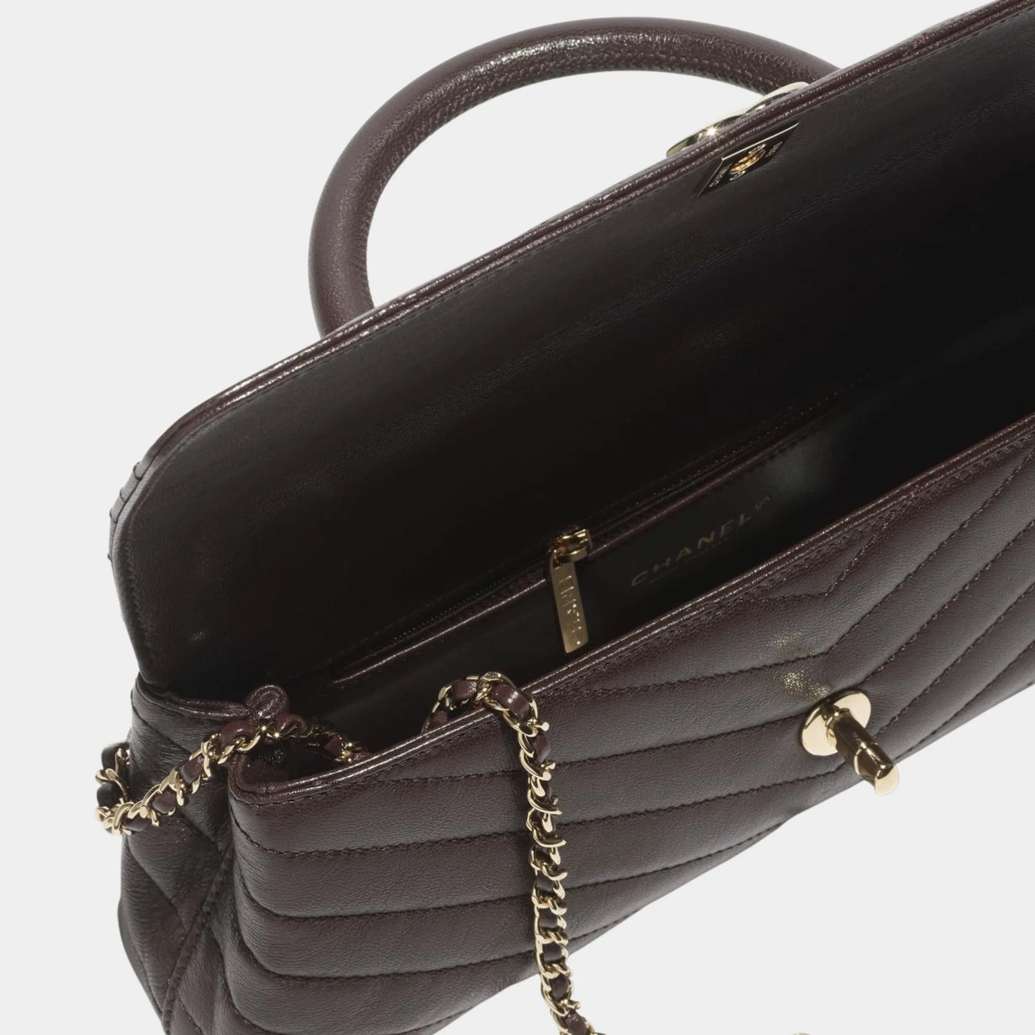 Chanel Maxi Flap Bag With Top Handle Leather &amp; Gold tone Metal, Top 