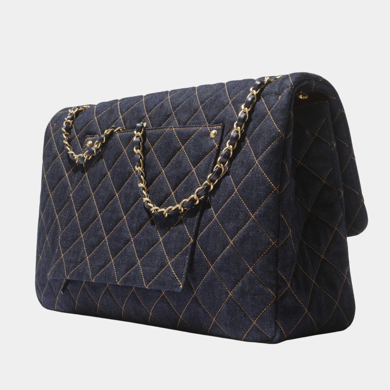 Chanel Maxi FlapBag Demin &amp; Gold tone Metal, Back