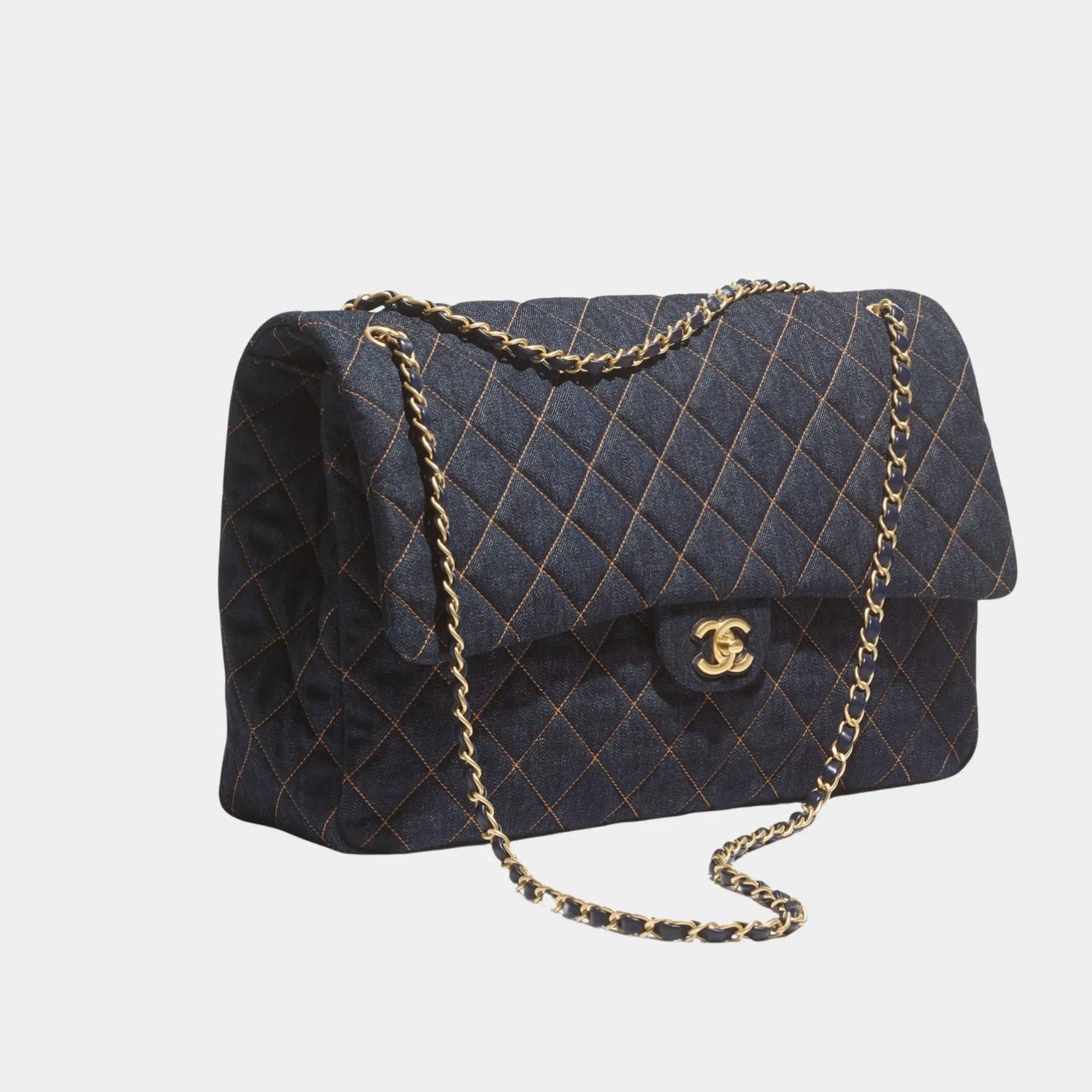 Chanel Maxi FlapBag Demin &amp; Gold tone Metal, Side