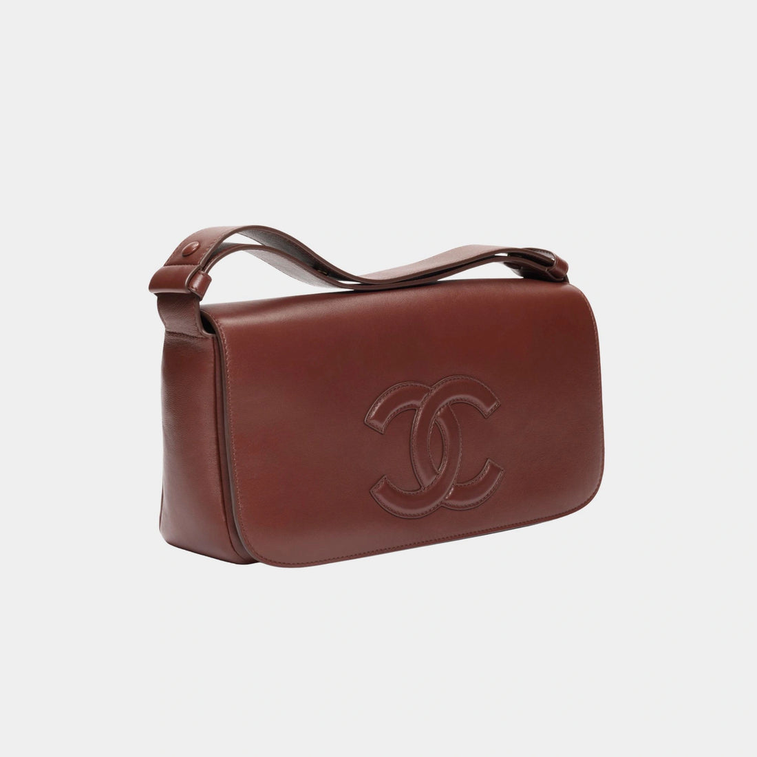 Chanel Maxi Messenger Bag Lamb Brown, Front