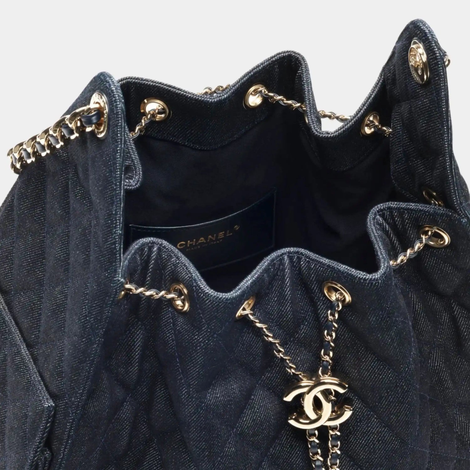 Chanel Medium 25 Bag Denim &amp; Gold Metal Dark Blue, interior