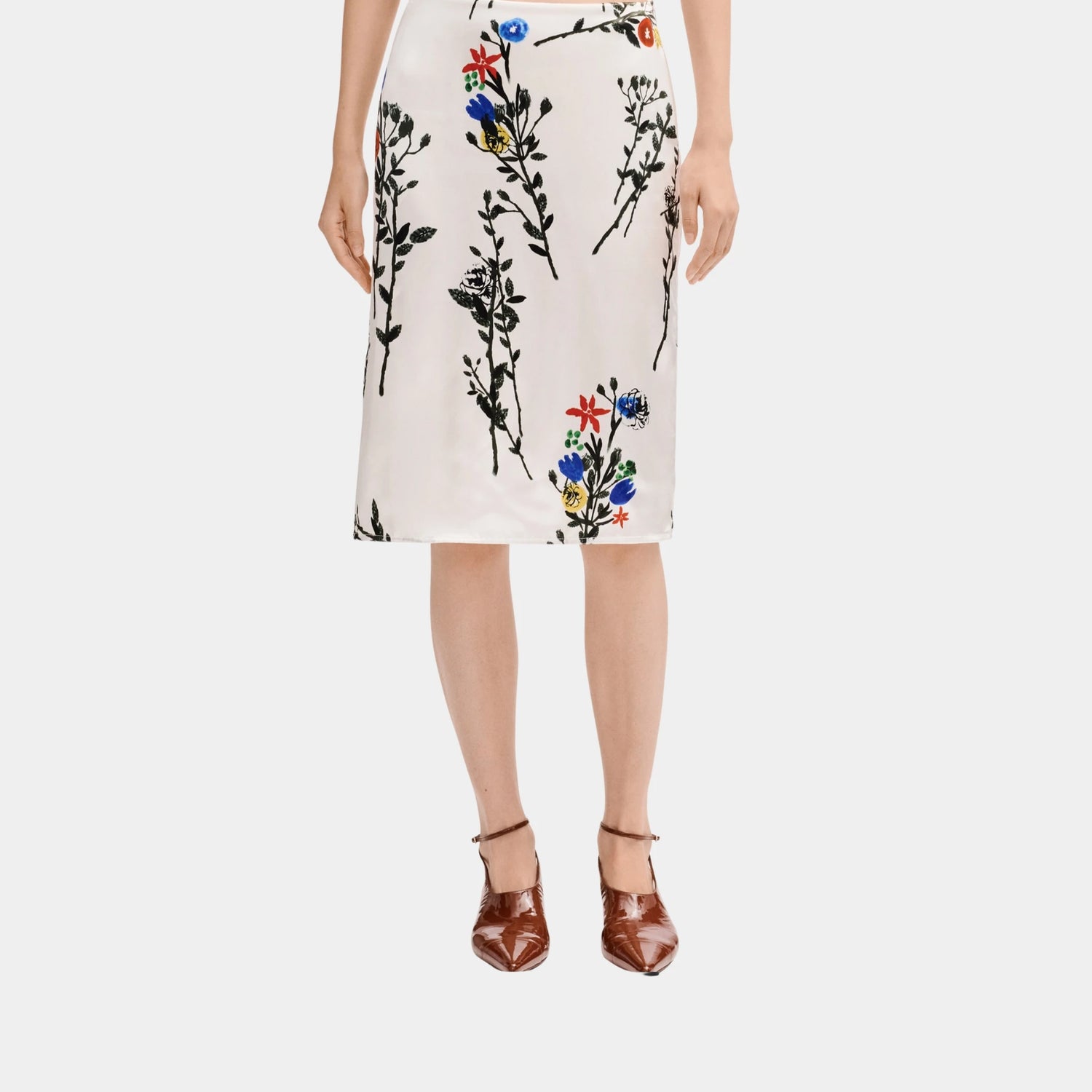 Chanel Midi Skirt in White Printed Silk Satin, Front