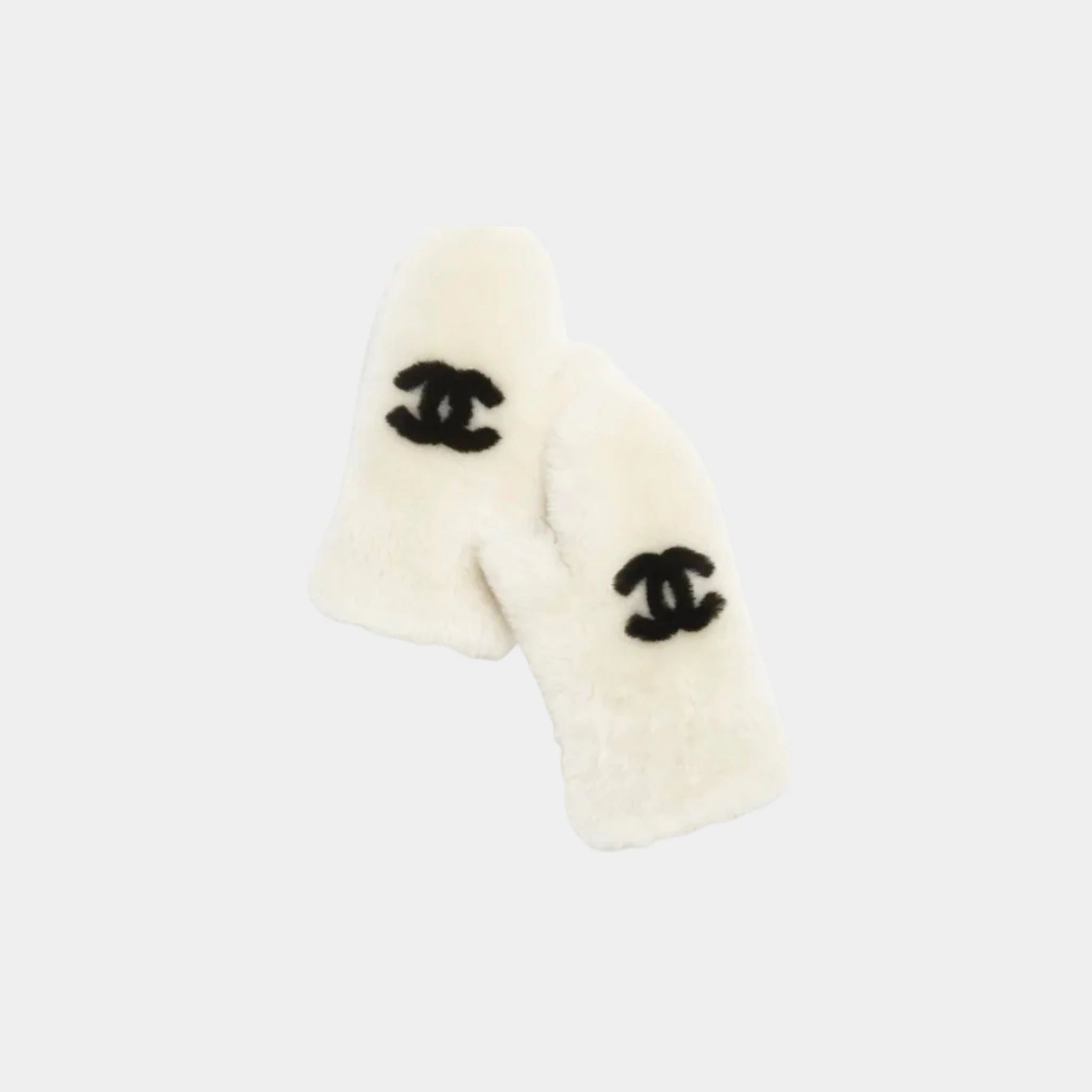 Mittens Lamb Pelt Ecru &amp; Black