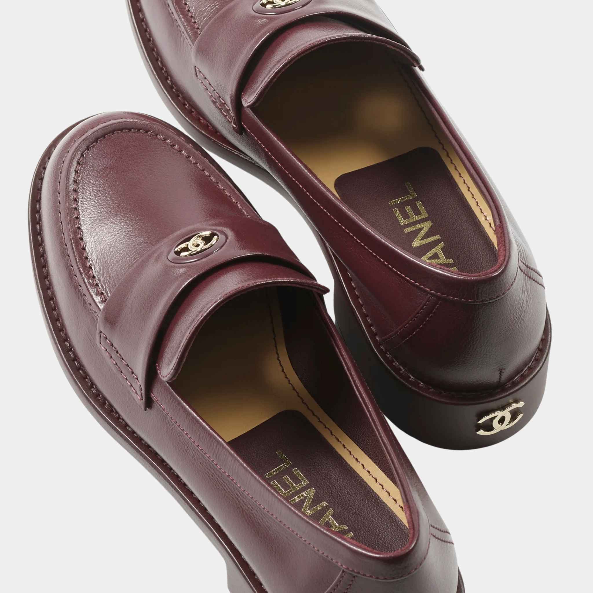 Chanel Moccasins Calfskin Burgundy, Top