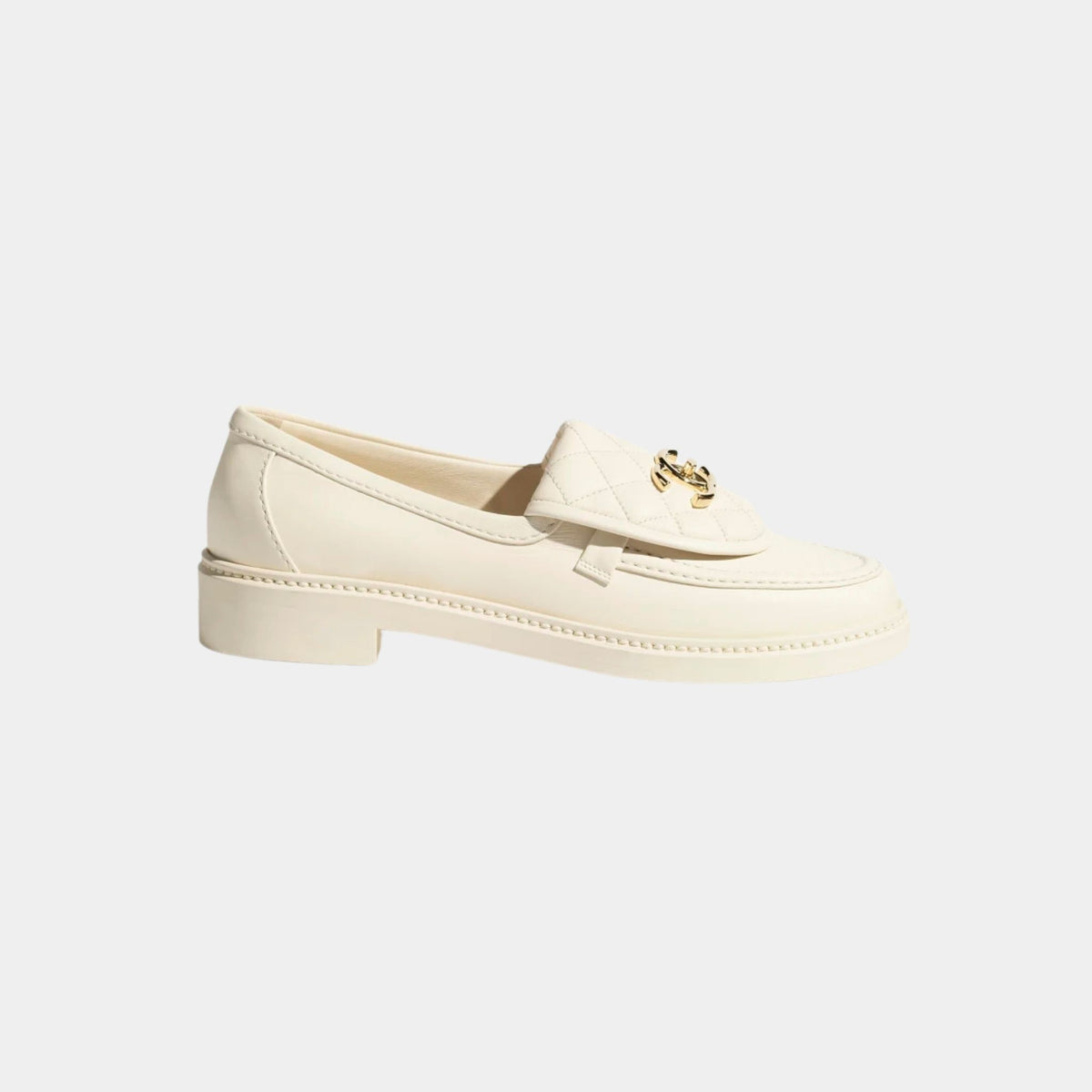 حذاء Moccasins من جلد حمل