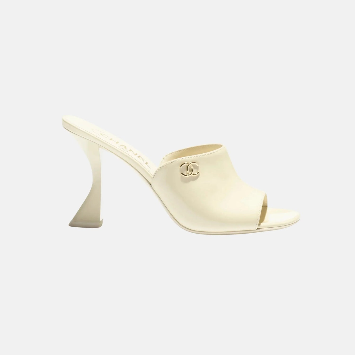 Chanel Mules in Patent Calfskin, Ivory, Side