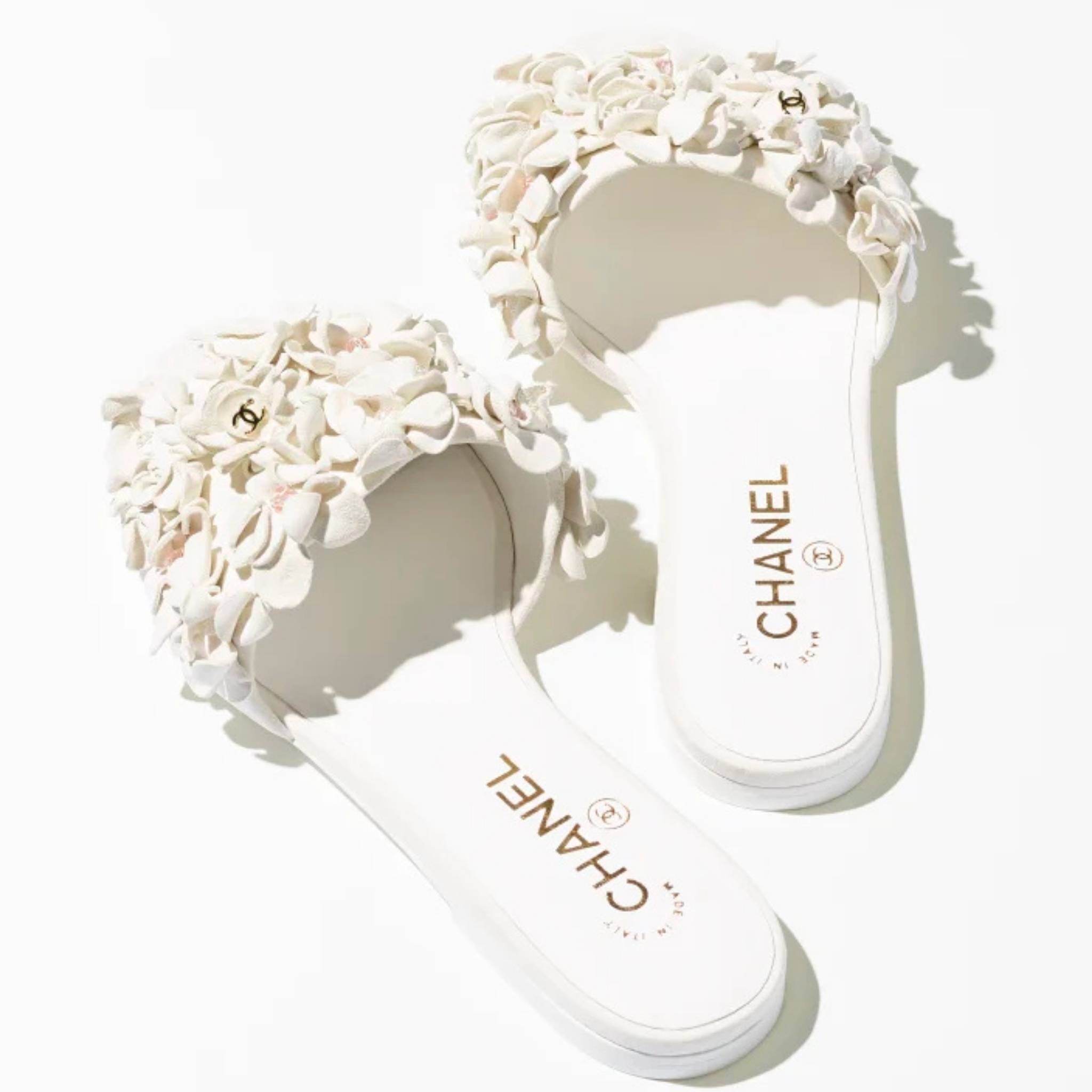 Chanel Mules Suede Kidskin Strass, White, Top