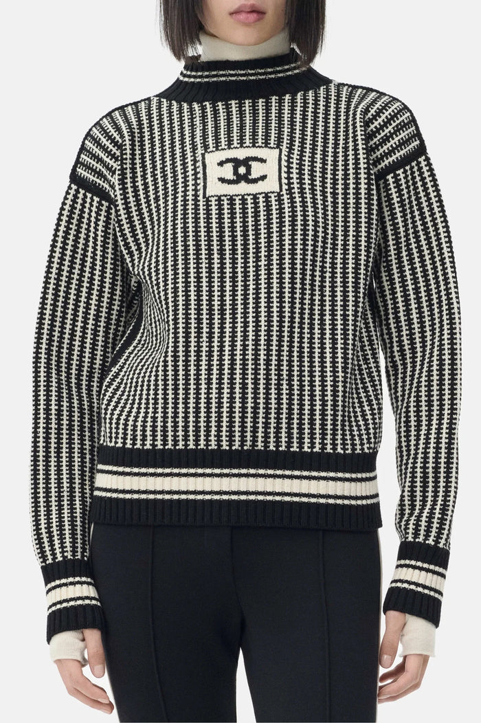 Chanel Pullover Wool & Silk in Ecru and Black — Coco Neige 2026