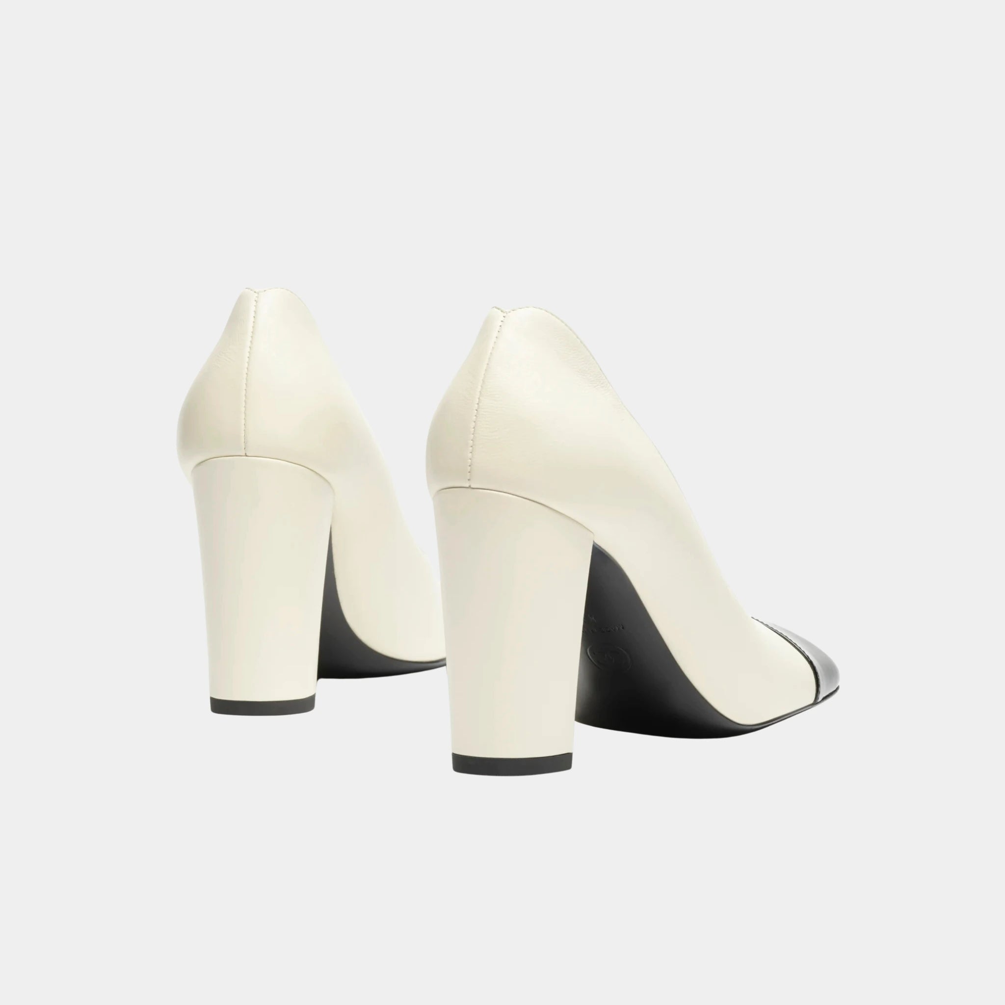 Chanel Pumps in Lambskin &amp; Patent Calfskin, Ivory, Black, Back
