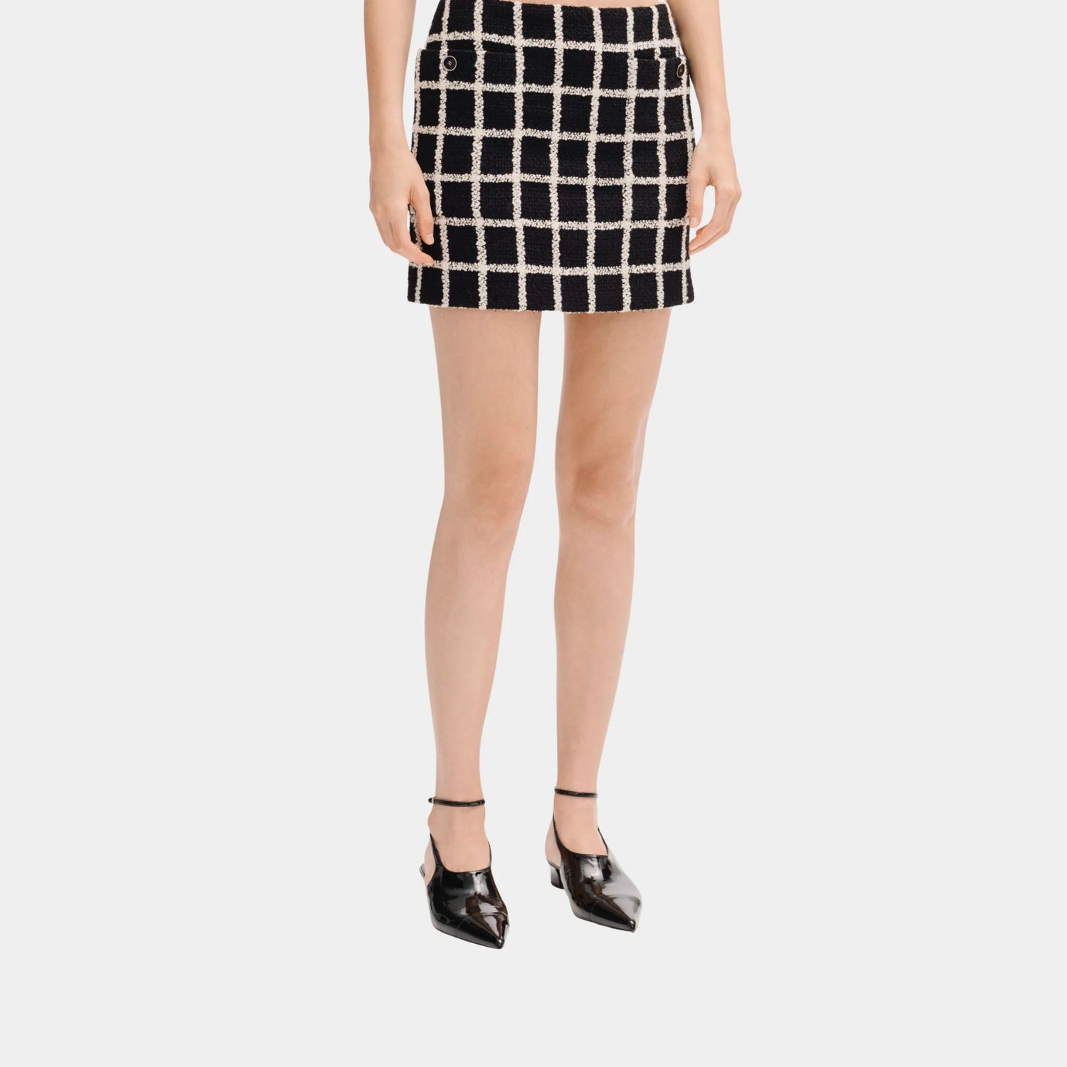 Chanel Short Skirt in Black and White Wool Tweed, Front