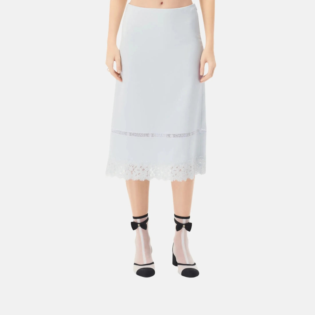 Chanel Skirt in Silk Satin and Lace, Close