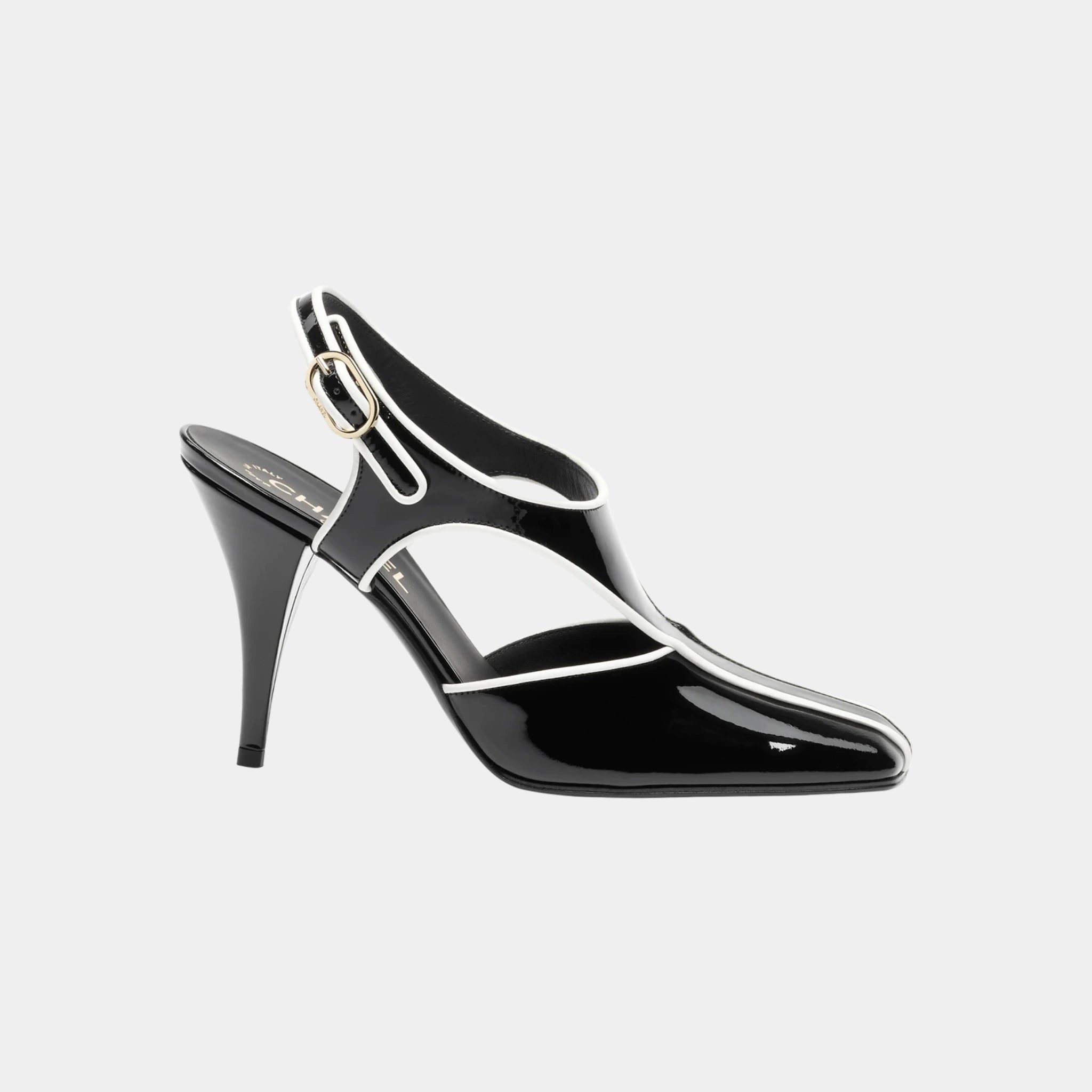 Chanel Slingbacks in Patent Calfskin &amp; Lambskin, Black, White, Side