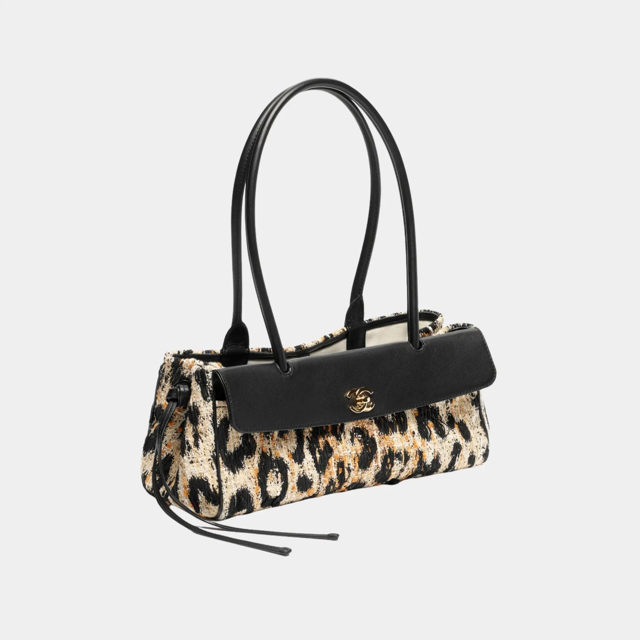 Chanel Small Tote in Tweed Mixed Fibers &amp; Calfskin, Side