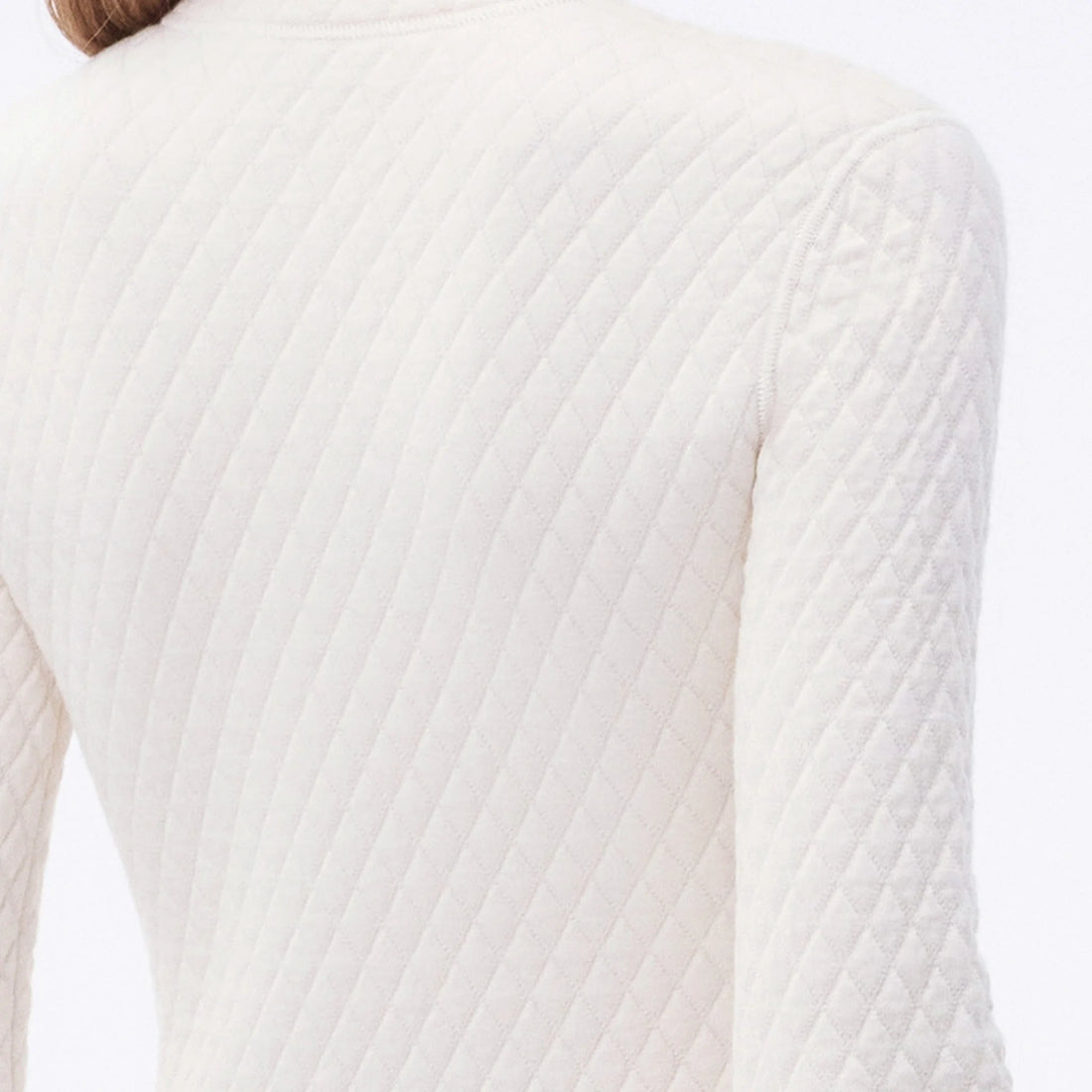 Chanel Sweater Cashmere & Silk in Ecru, Coco Neige 2026, close up detail