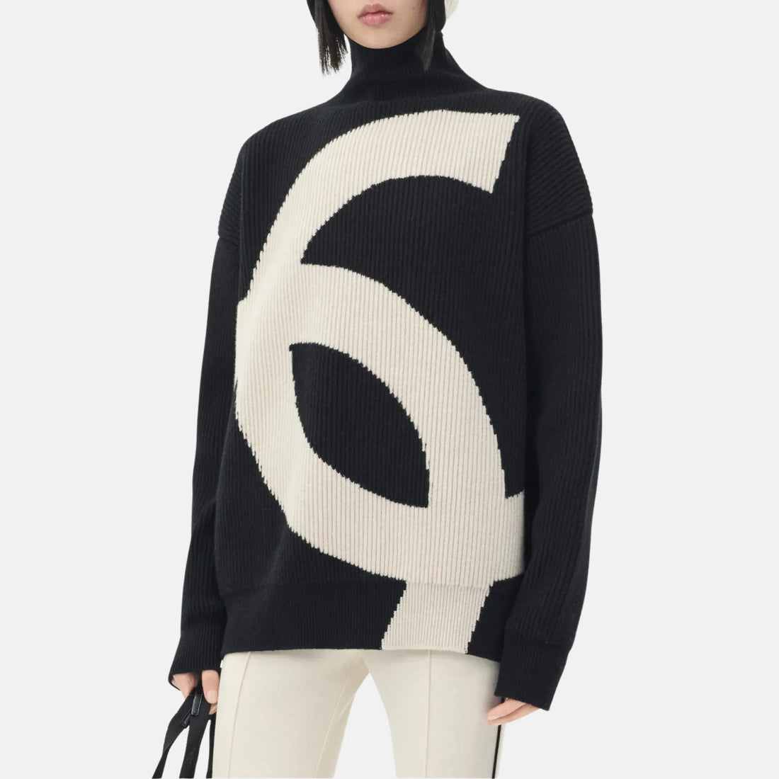 Chanel Sweater Wool Cashmere in Black and Ecru