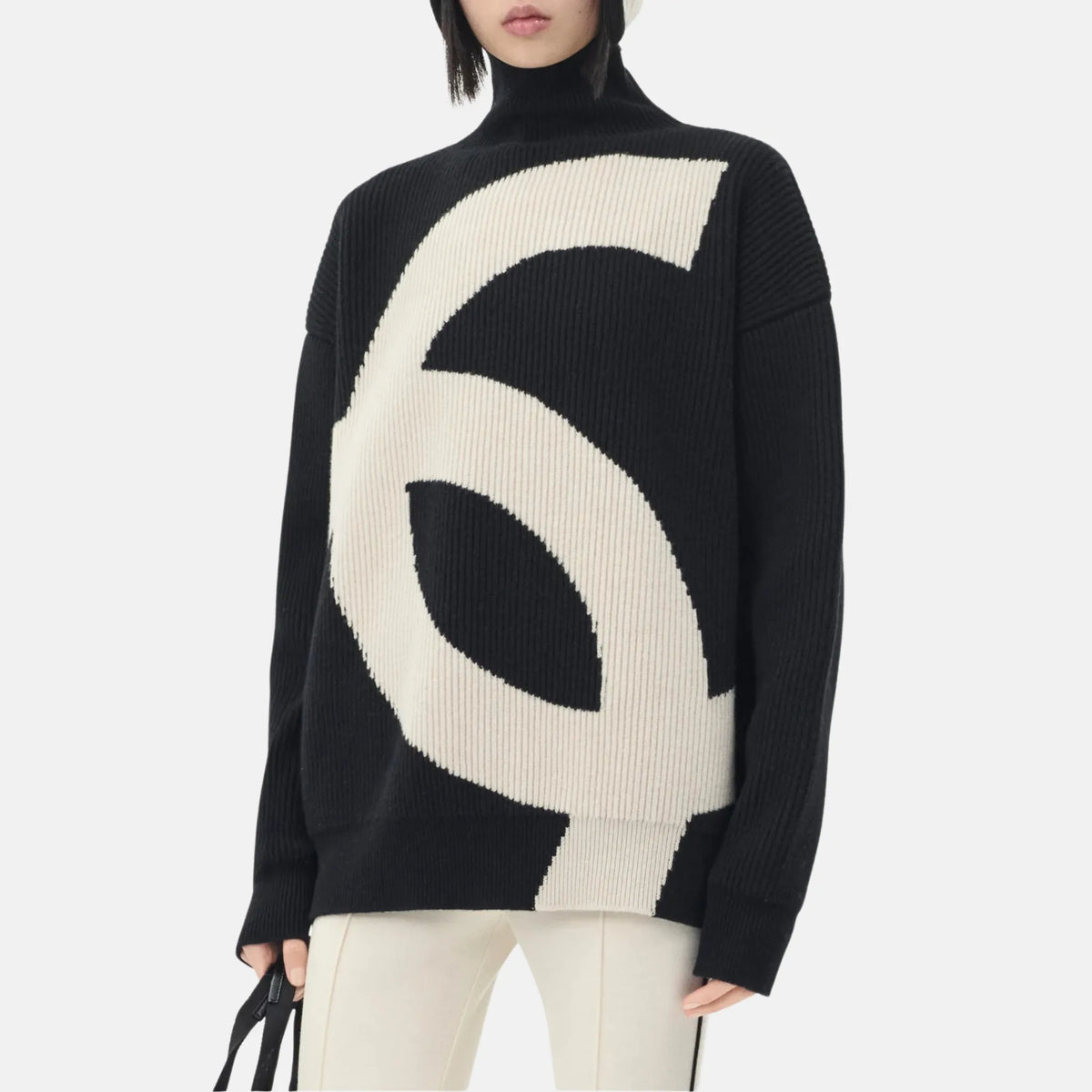 Sweater Wool Cashmere in Black and Ecru — أسود وإكرو