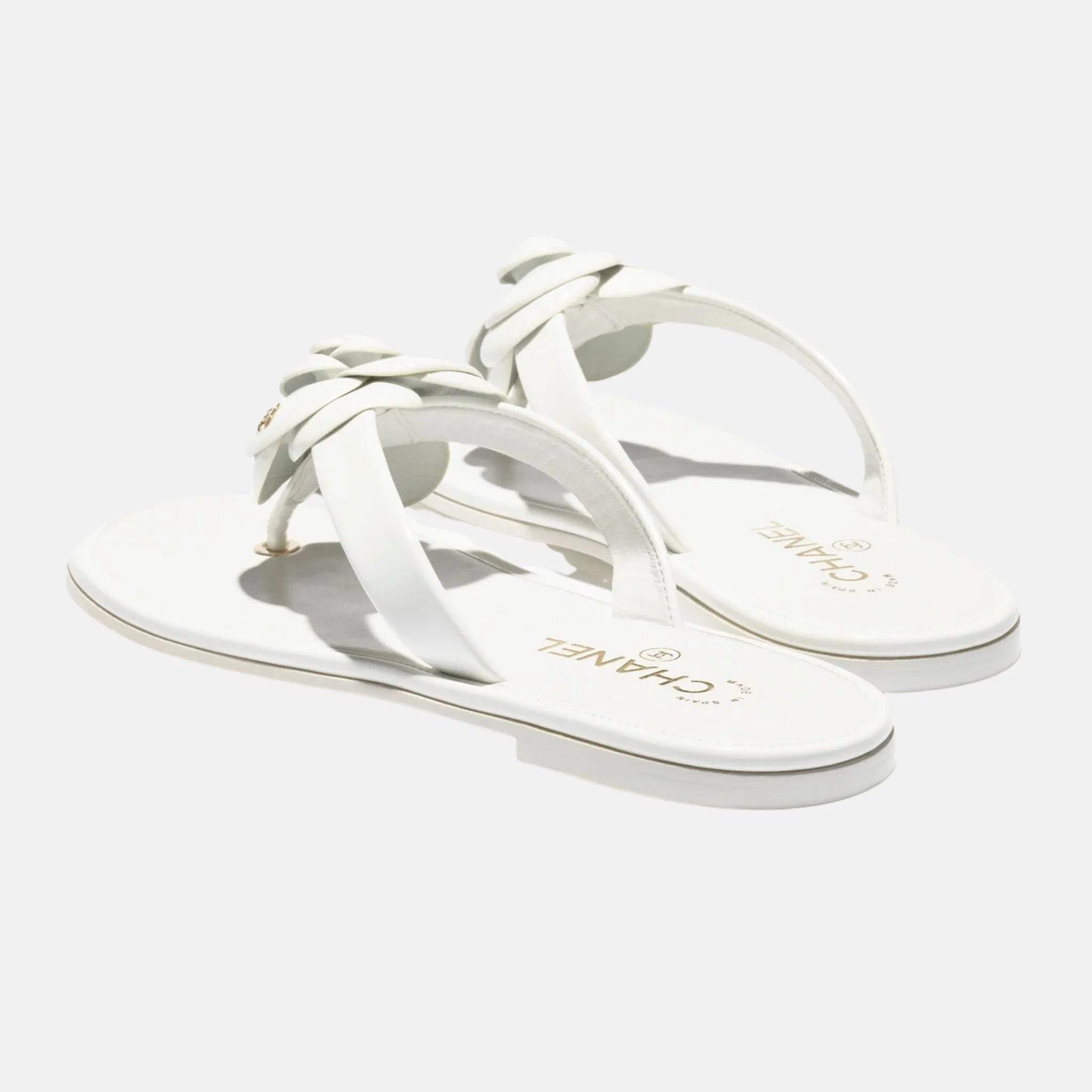 Chanel Thongs in Patent Calfskin, Back