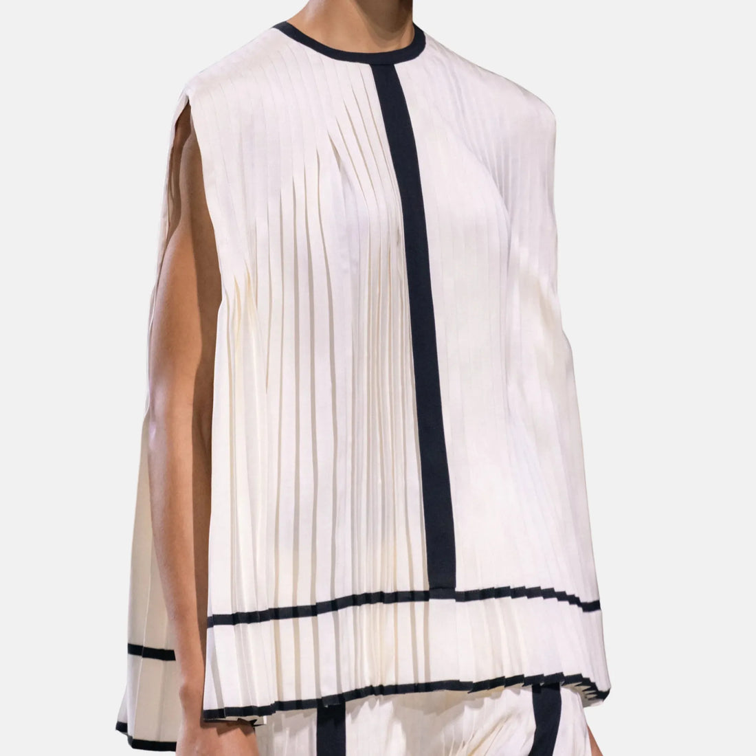 Chanel Top Silk in White