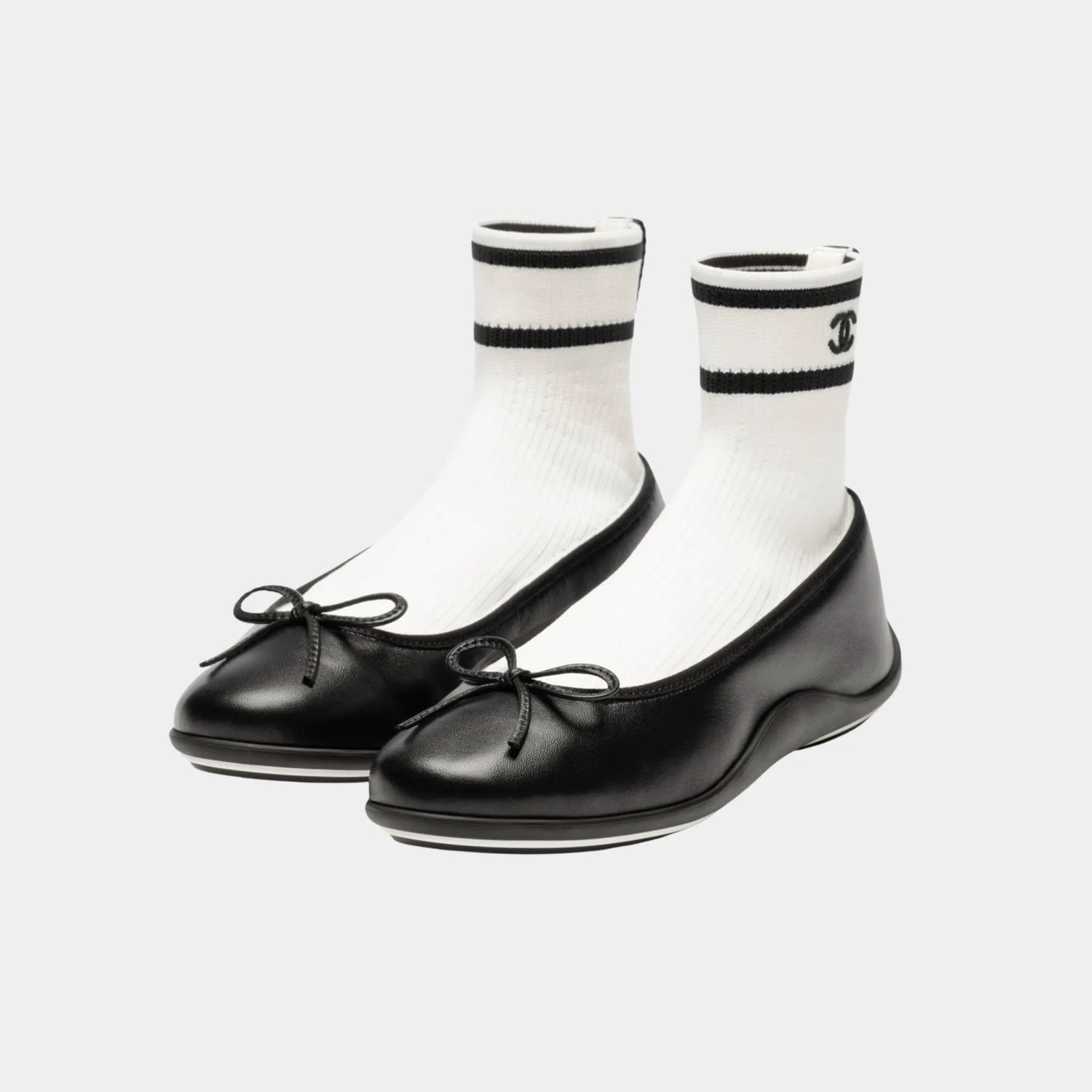 Chanel Trainers in Lambskin &amp; Knit, Black White, Front