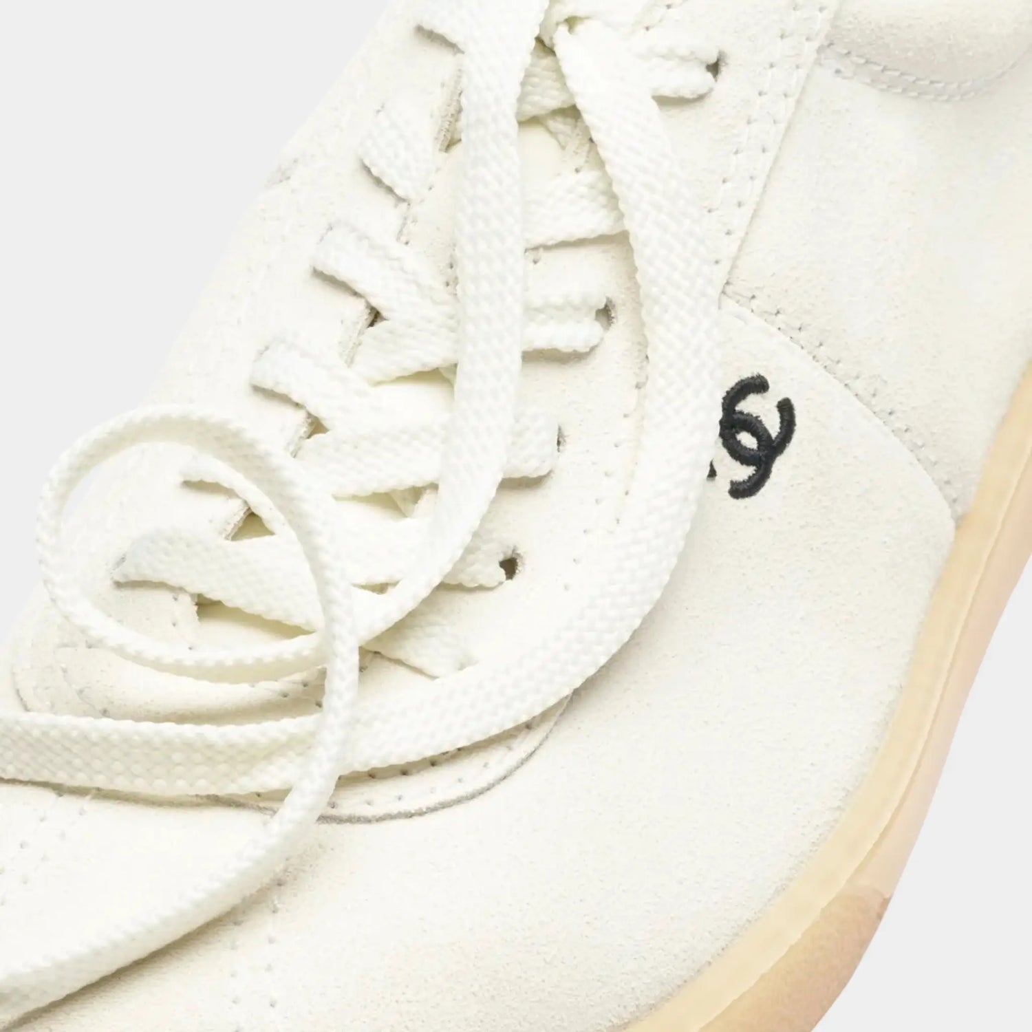 Chanel Trainers in Velvet Calfskin &amp; Calfskin, White, Black, Front