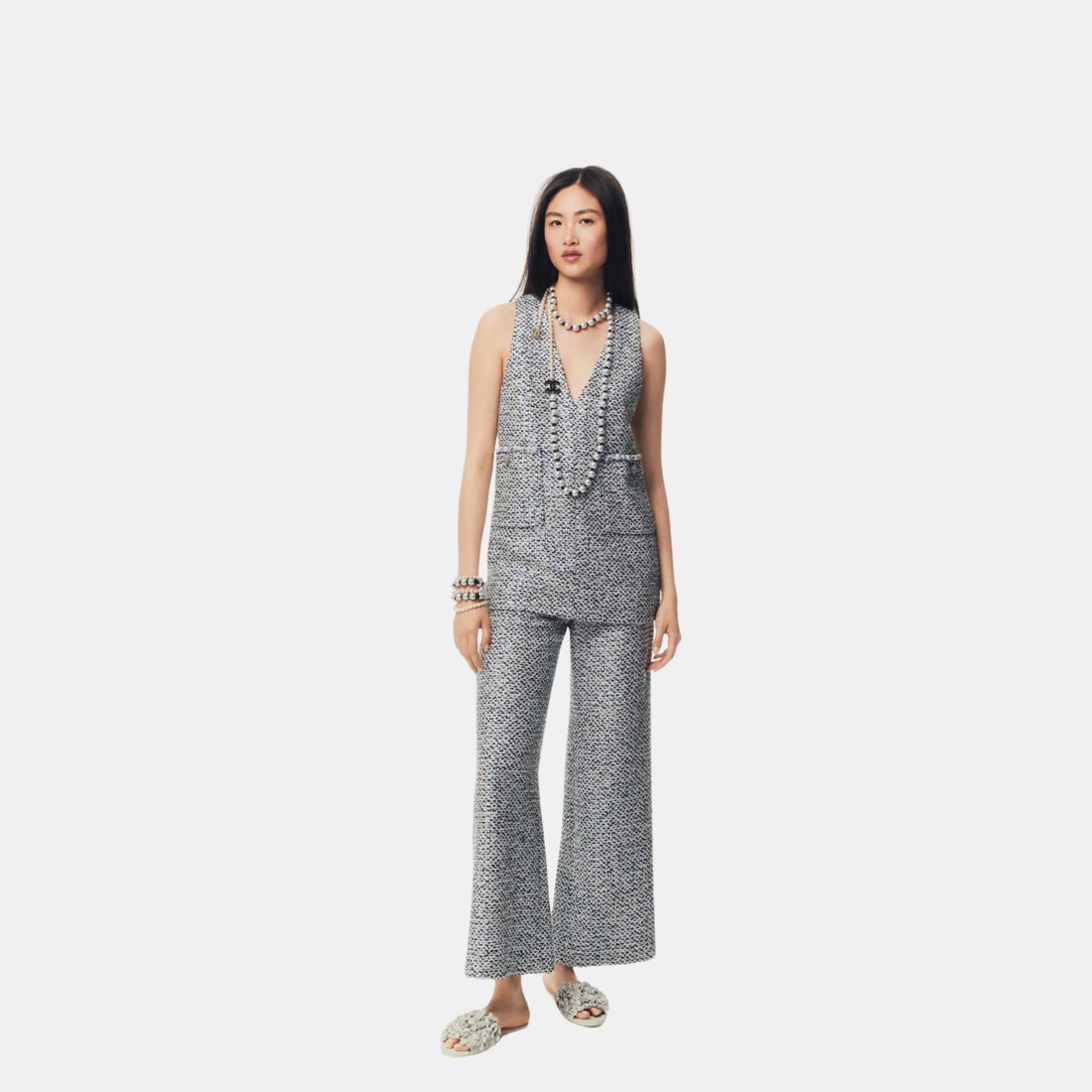 Chanel Trousers Glittered Tweed White Blue And Black, ModelView