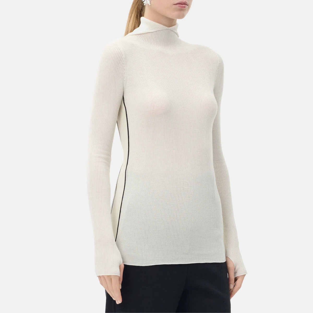 Turtleneck Wool & Cashmere in White and Black — White and Black