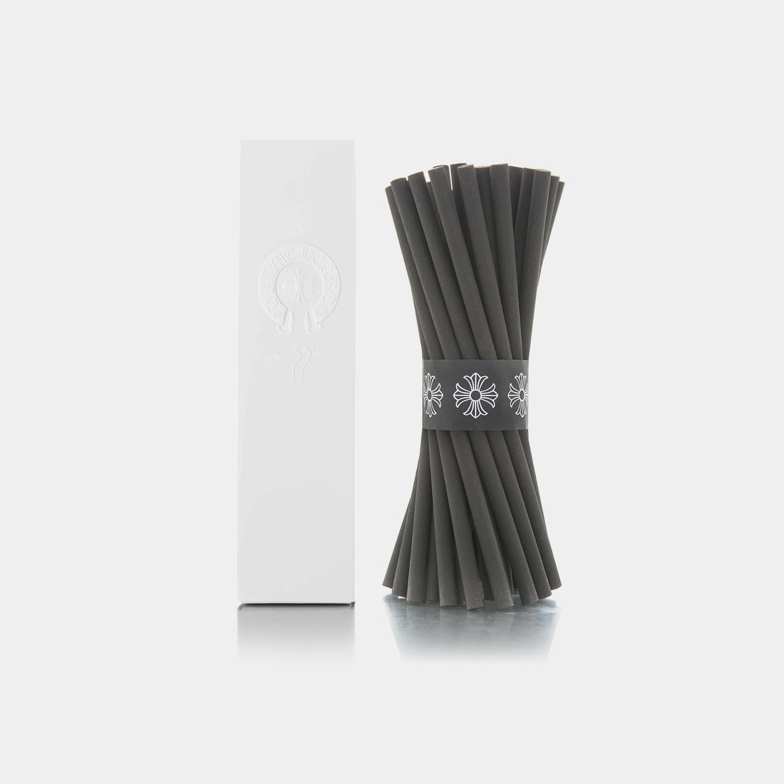 alt
عبوة إعادة تعبئة مجموعة بخور Chrome Hearts +33+