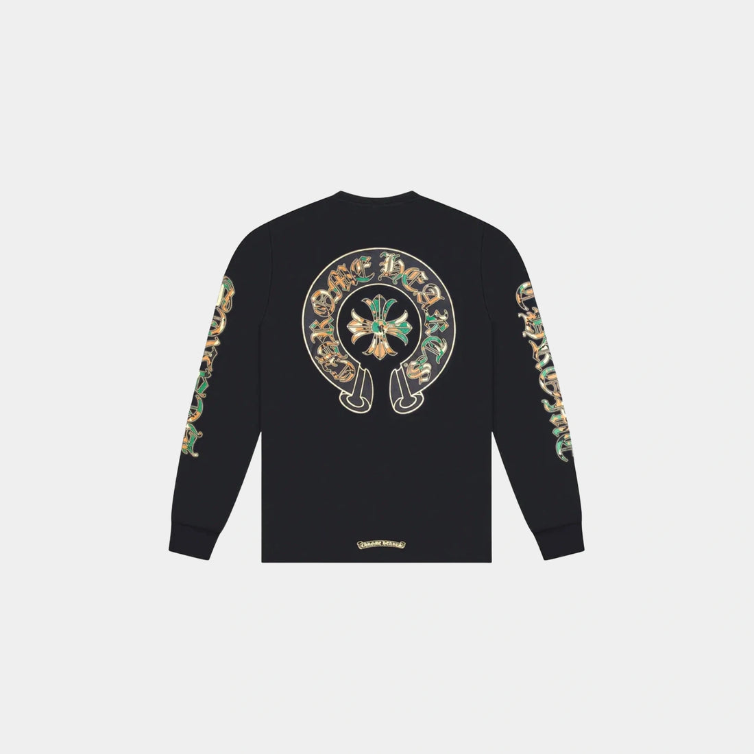 txt
تي شيرت Chrome Hearts بأكمام طويلة بشعار الصليب وحدوة الحصان، أسود وتمويه، من الخلف